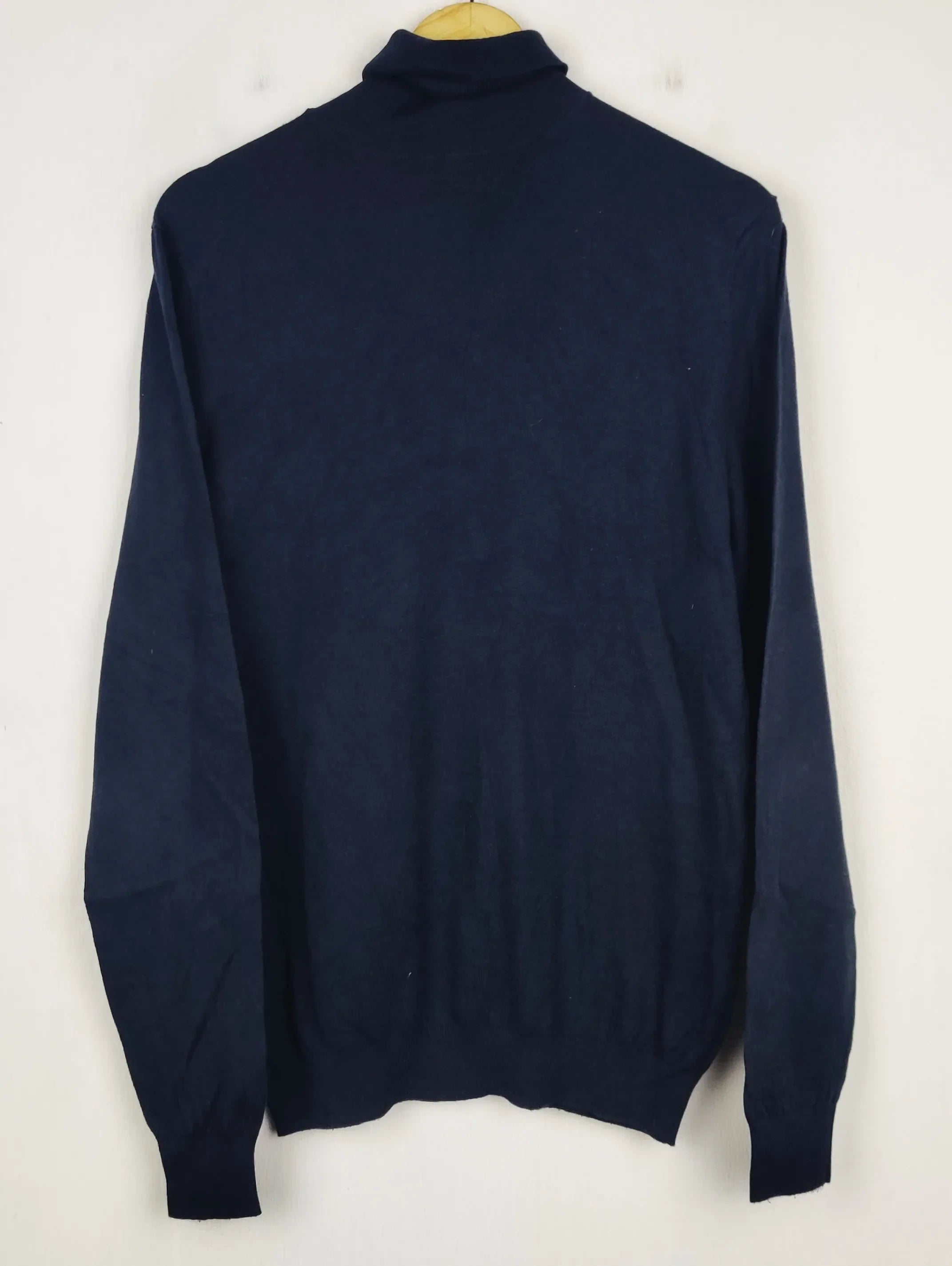 Buy online pre-used pre-loved 100% authentic & Original branded Massimo Dutti (HT-3399) available in Pakistan. Top international brands avilable.