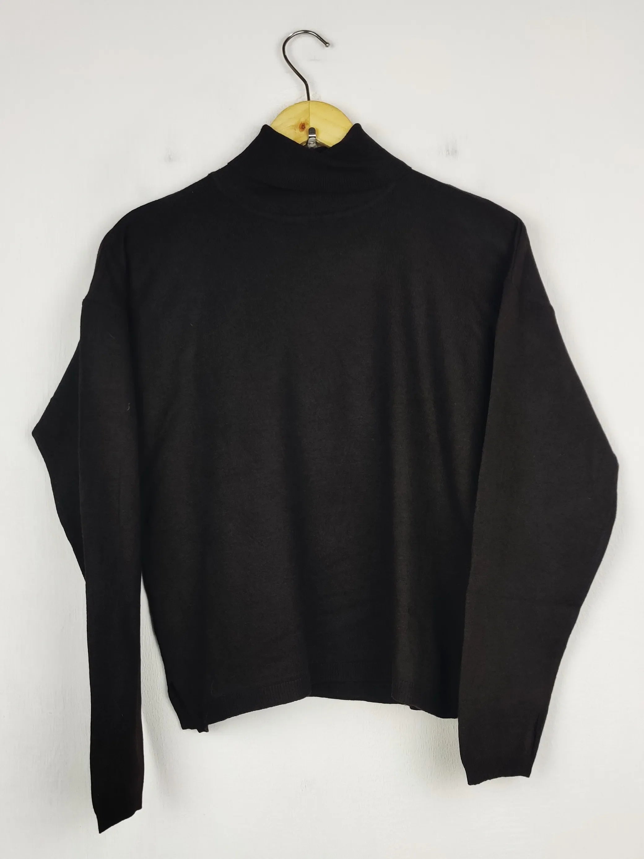 Buy online pre-used pre-loved 100% authentic & Original branded Primark (HT-3404) available in Pakistan. Top international brands avilable.