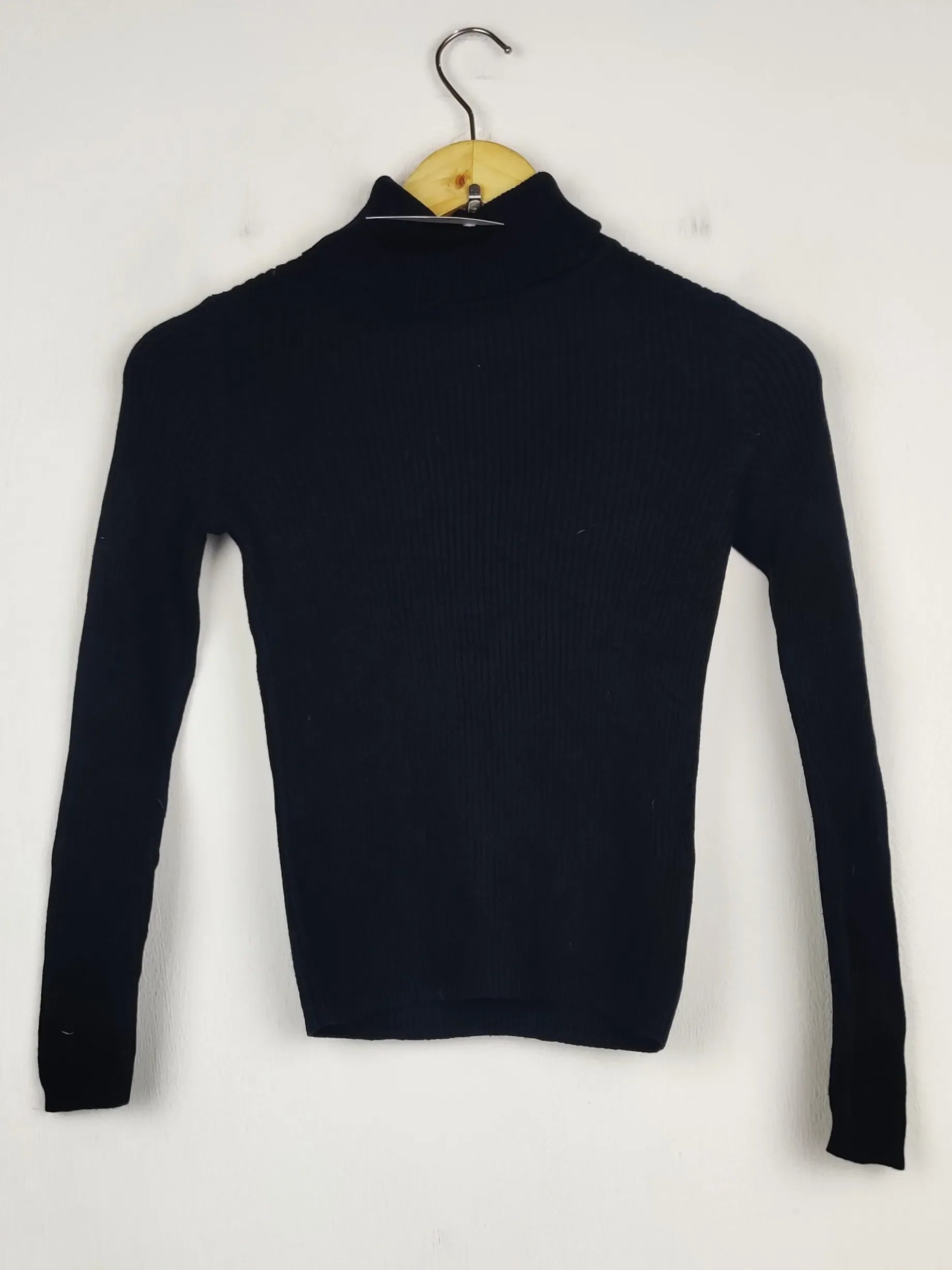 Buy online pre-used pre-loved 100% authentic & Original branded George (HT-3428) available in Pakistan. Top international brands avilable.