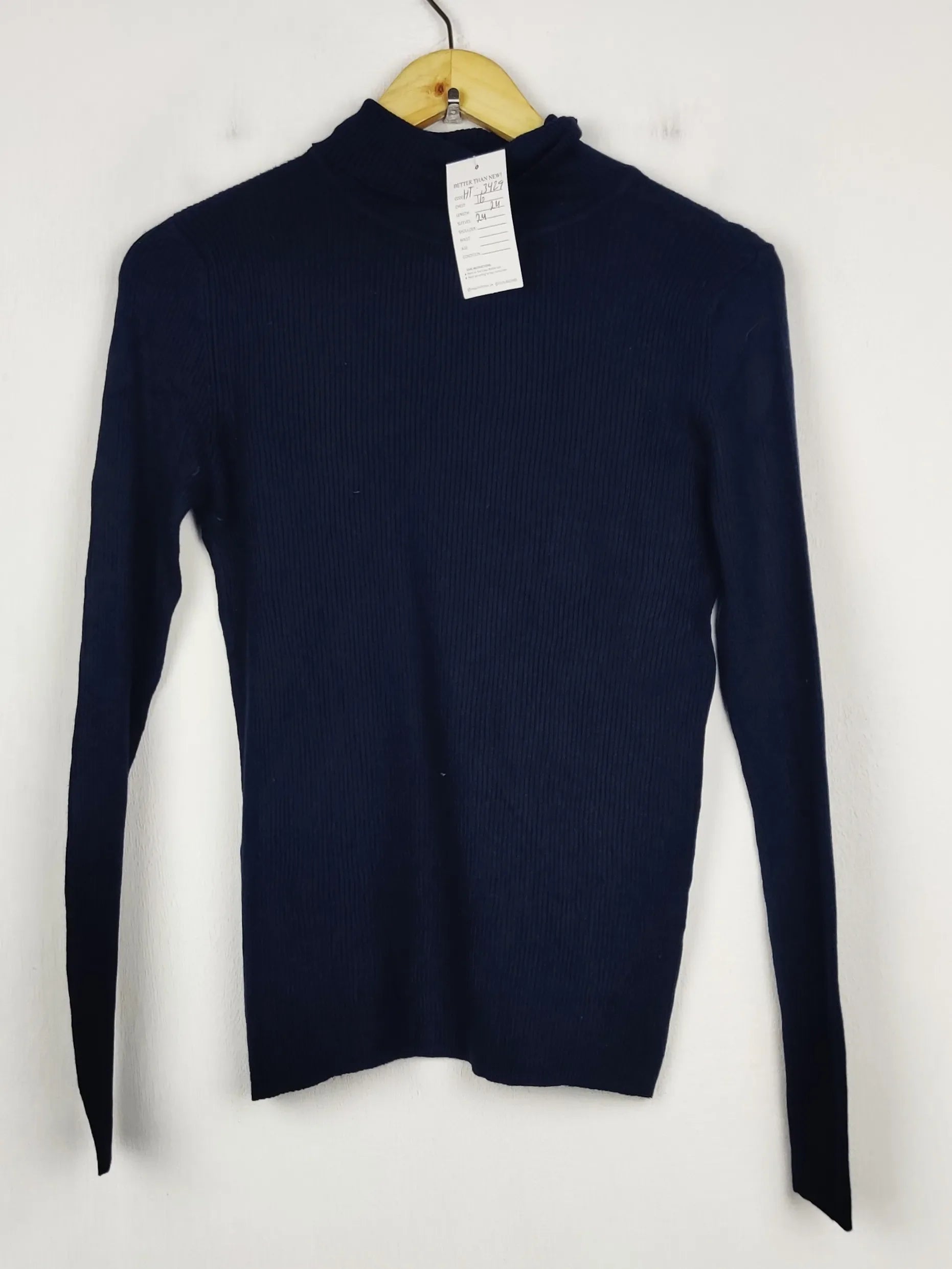 Buy online pre-used pre-loved 100% authentic & Original branded Marks & Spencer (HT-3429) available in Pakistan. Top international brands avilable.