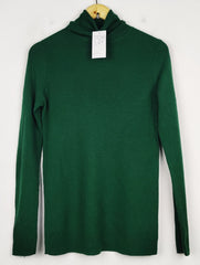 Buy online pre-used pre-loved 100% authentic & Original branded Uniqlo (HT-3434) available in Pakistan. Top international brands avilable.
