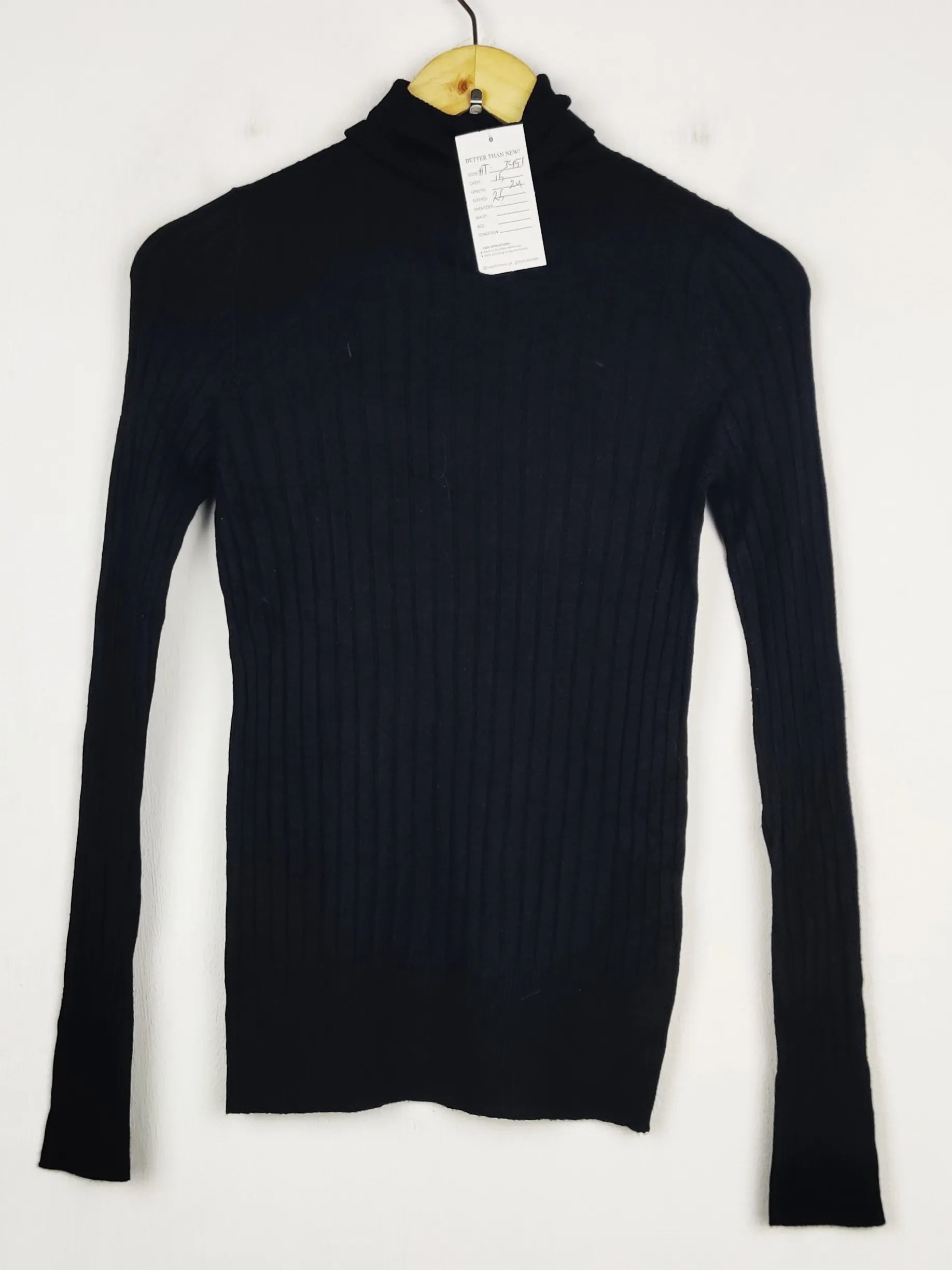 Buy online pre-used pre-loved 100% authentic & Original branded F&F (HT-3451) available in Pakistan. Top international brands avilable.