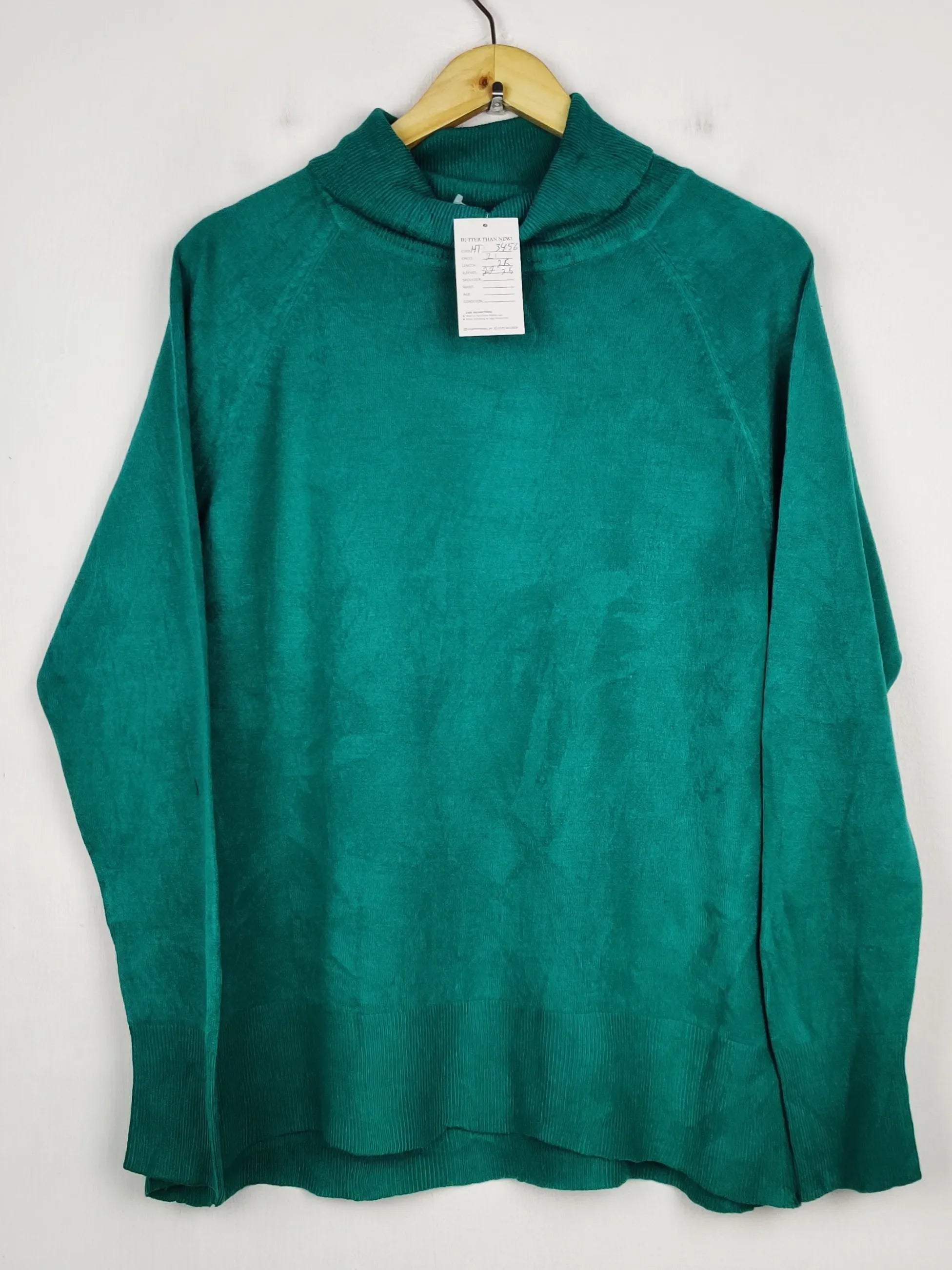 Buy online pre-used pre-loved 100% authentic & Original branded Tu (HT-3456) available in Pakistan. Top international brands avilable.