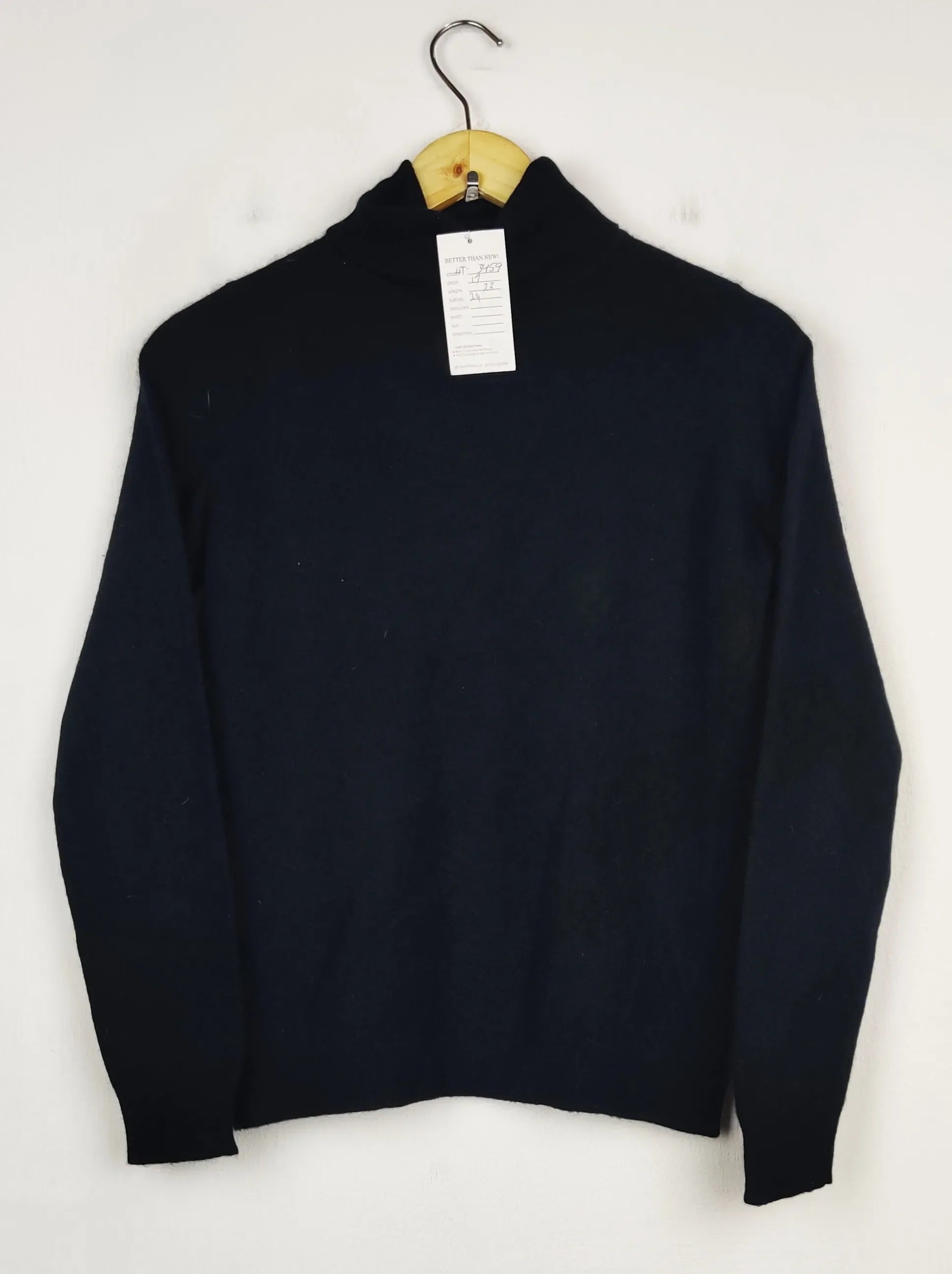 Buy online pre-used pre-loved 100% authentic & Original branded Unknown Brand (HT-3459) available in Pakistan. Top international brands avilable.