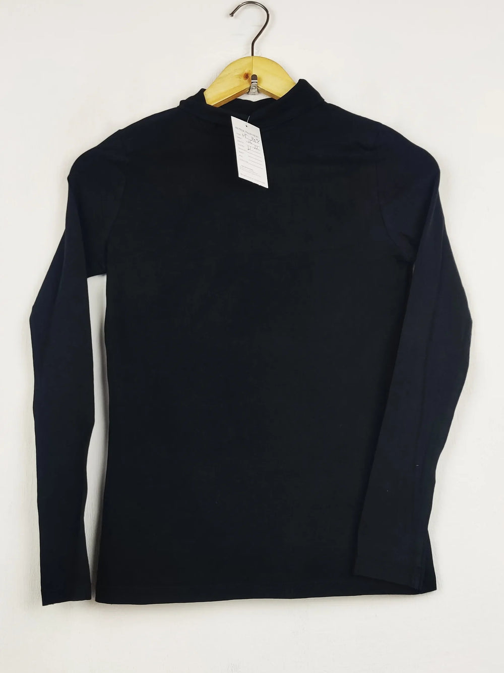 Buy online pre-used pre-loved 100% authentic & Original branded Marks & Spencer (HT-3474) available in Pakistan. Top international brands avilable.