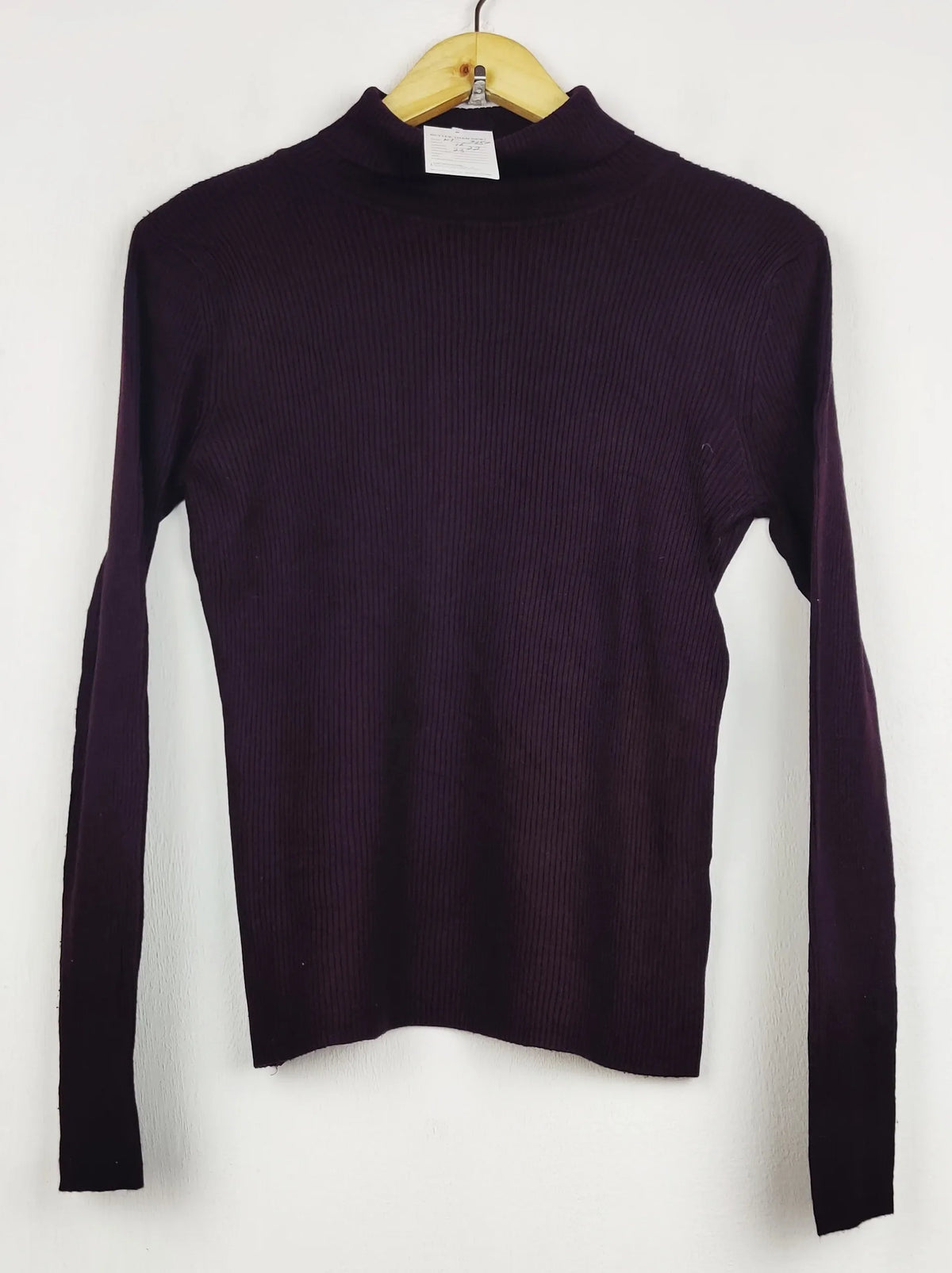 Buy online pre-used pre-loved 100% authentic & Original branded Marks & Spencer (HT-3480) available in Pakistan. Top international brands avilable.