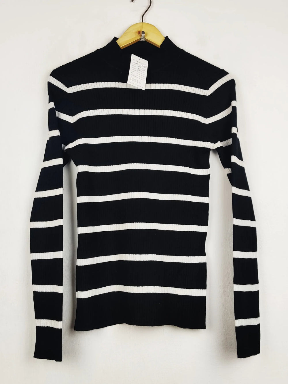 Buy online pre-used pre-loved 100% authentic & Original branded Primark (HT-3488) available in Pakistan. Top international brands avilable.
