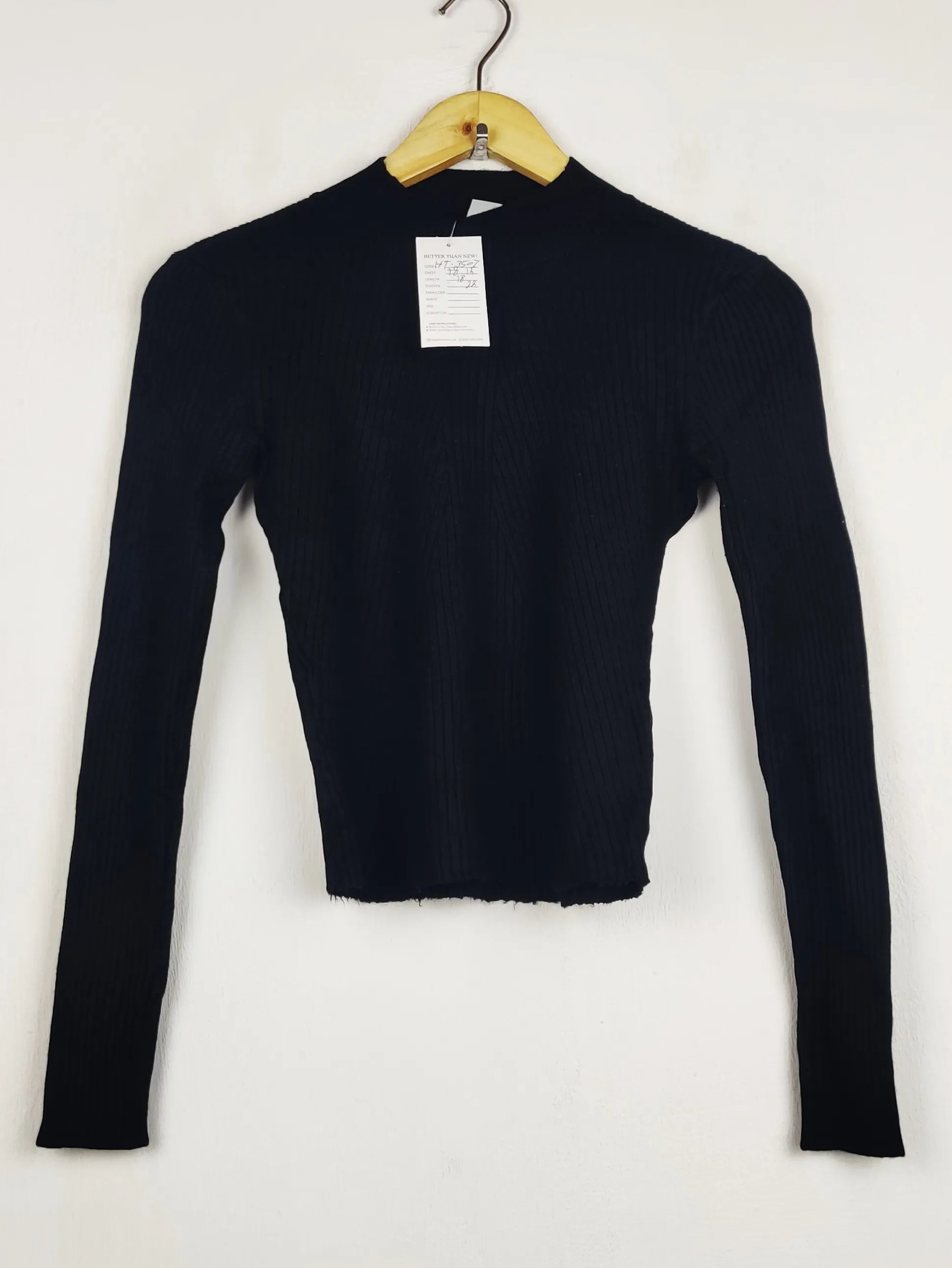 Buy online pre-used pre-loved 100% authentic & Original branded H&M (HT-3507) available in Pakistan. Top international brands avilable.