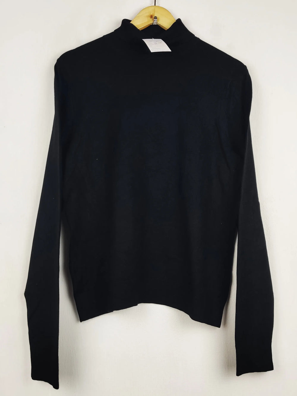 Buy online pre-used pre-loved 100% authentic & Original branded John Lewis (HT-3511) available in Pakistan. Top international brands avilable.