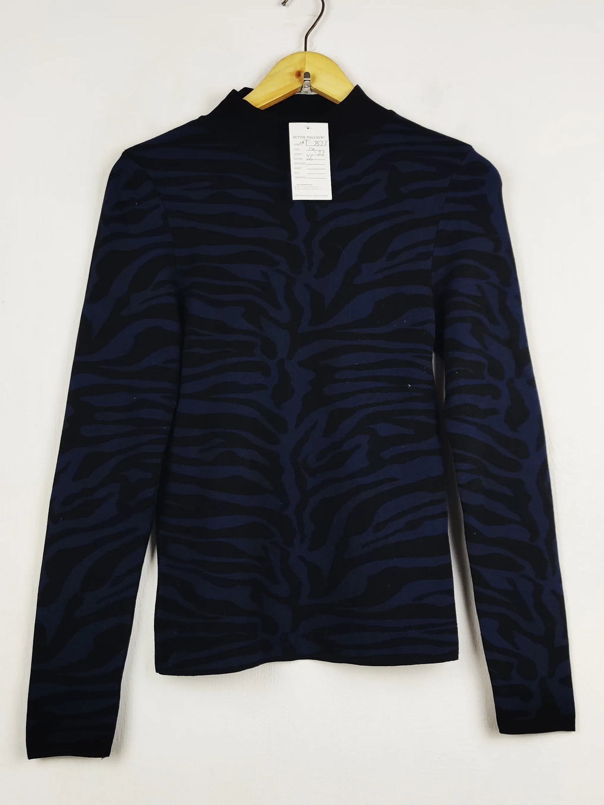 Buy online pre-used pre-loved 100% authentic & Original branded River Island (HT-3532) available in Pakistan. Top international brands avilable.