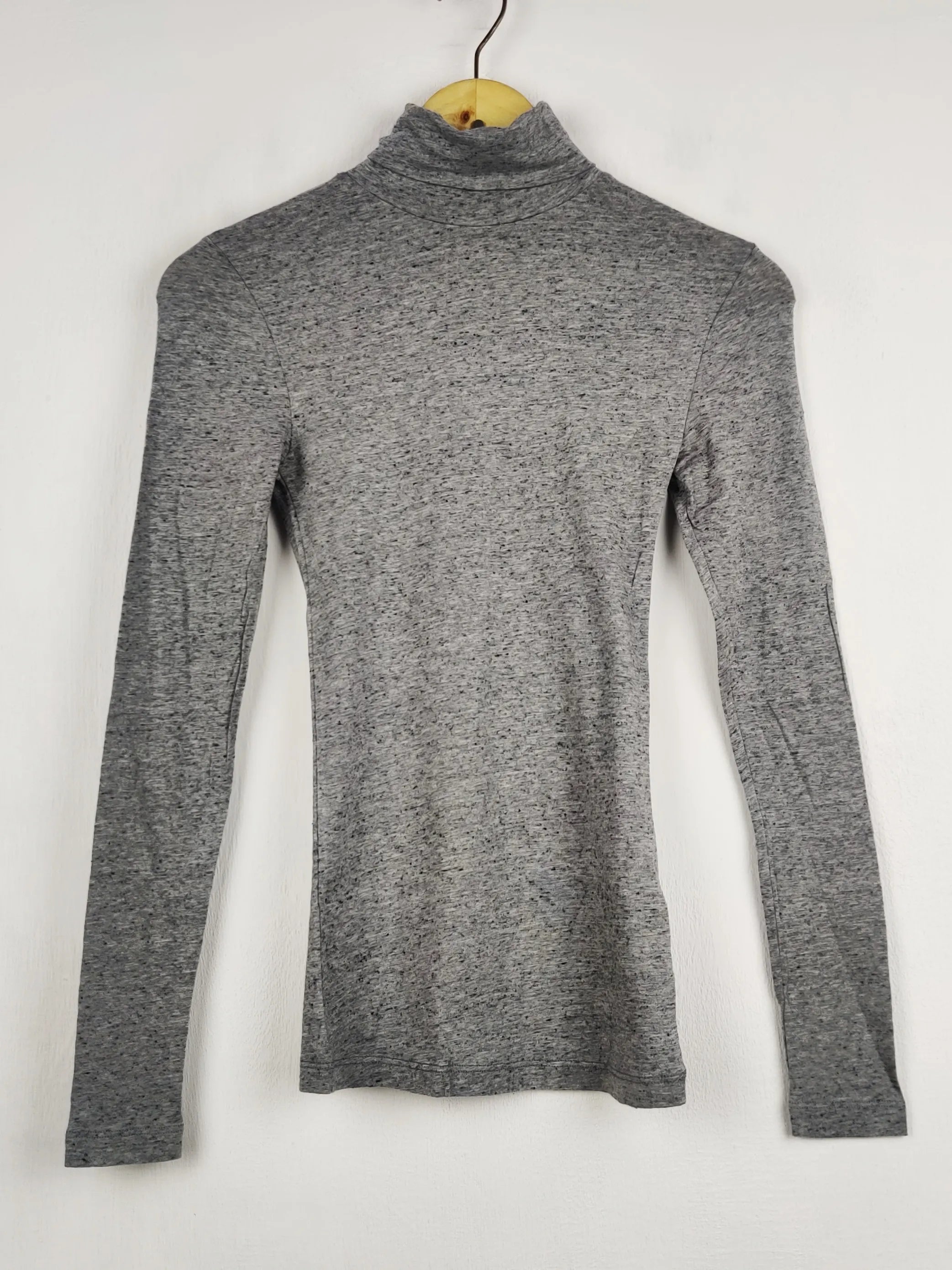 Buy online pre-used pre-loved 100% authentic & Original branded Marks & Spencer (HT-3534) available in Pakistan. Top international brands avilable.