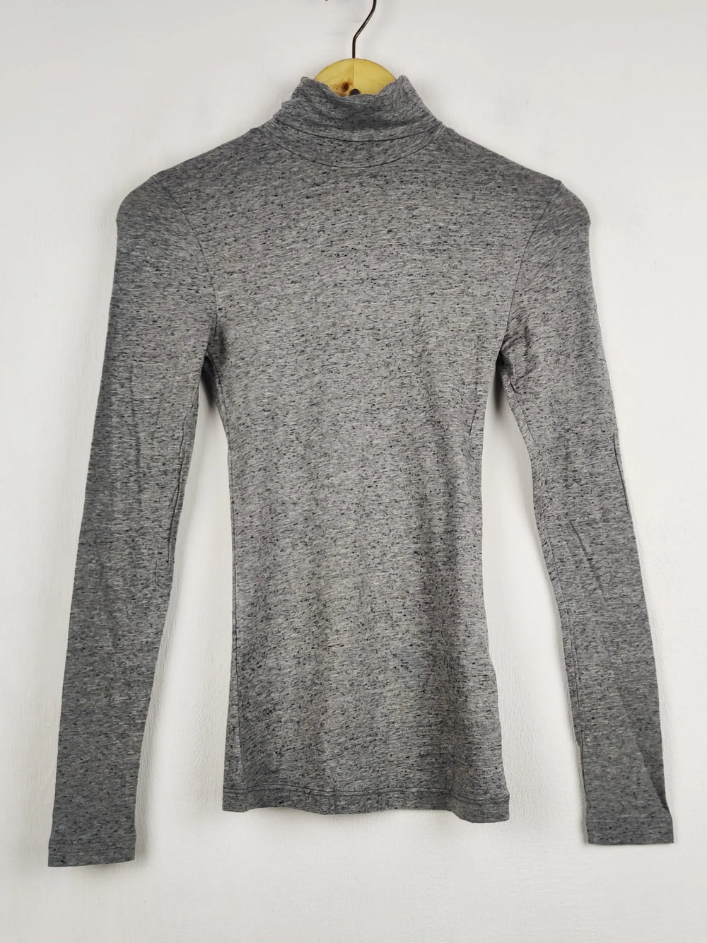 Buy online pre-used pre-loved 100% authentic & Original branded Marks & Spencer (HT-3534) available in Pakistan. Top international brands avilable.