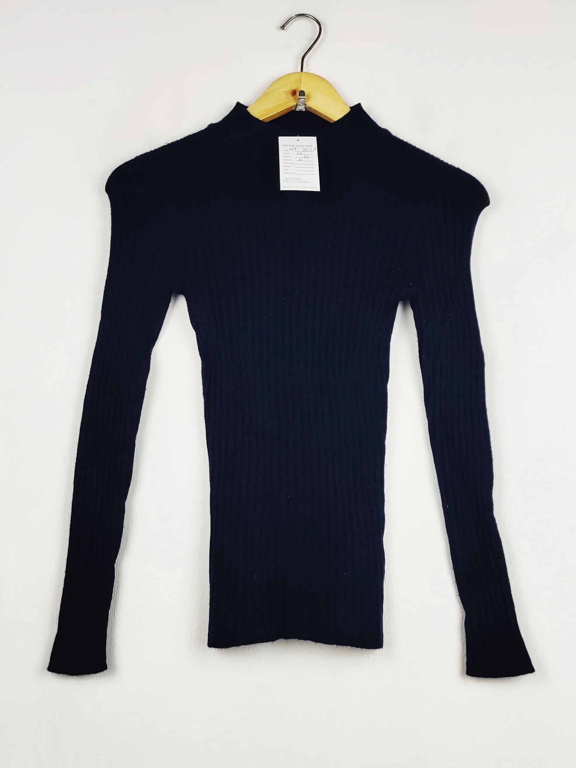 Buy online pre-used pre-loved 100% authentic & Original branded Primark (HT-3537) available in Pakistan. Top international brands avilable.
