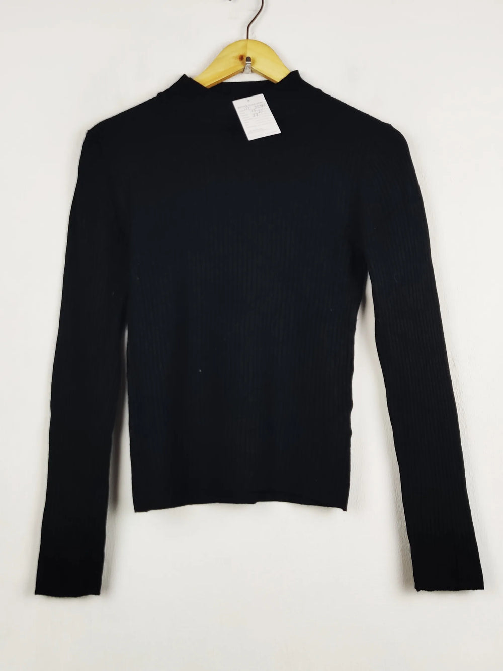 Buy online pre-used pre-loved 100% authentic & Original branded Primark (HT-3542) available in Pakistan. Top international brands avilable.