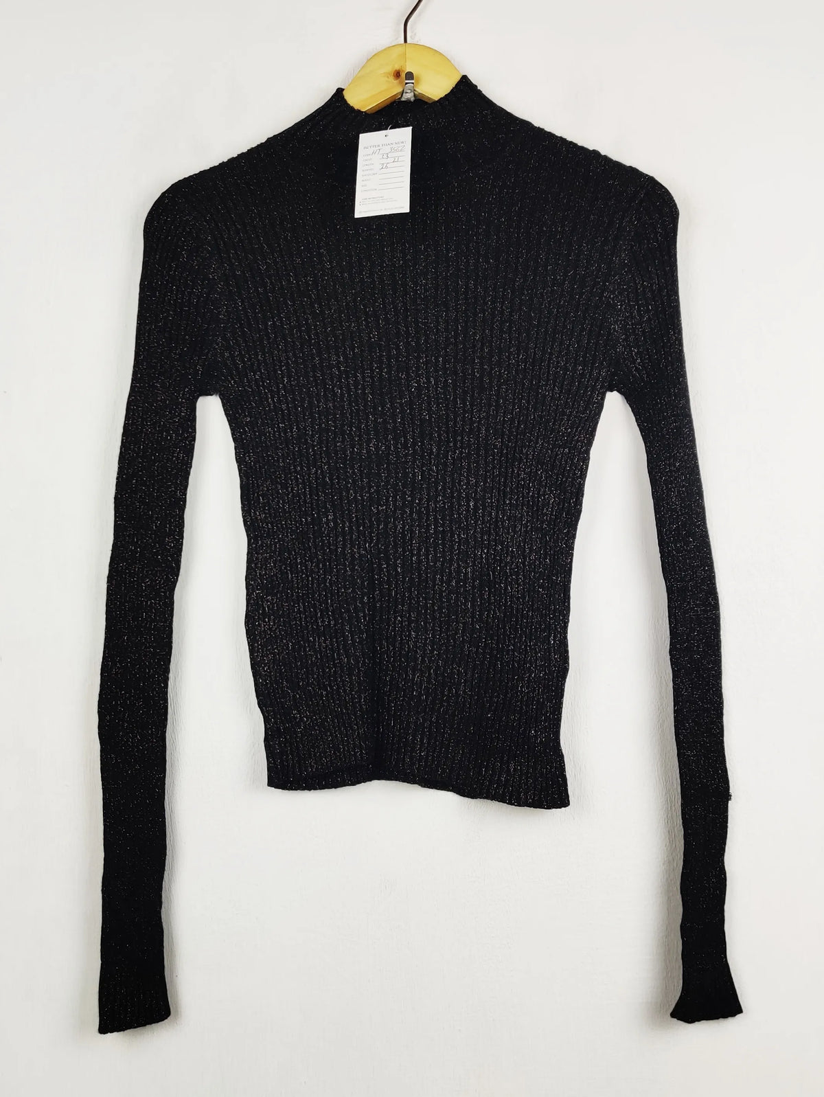 Buy online pre-used pre-loved 100% authentic & Original branded Topshop (HT-3562) available in Pakistan. Top international brands avilable.
