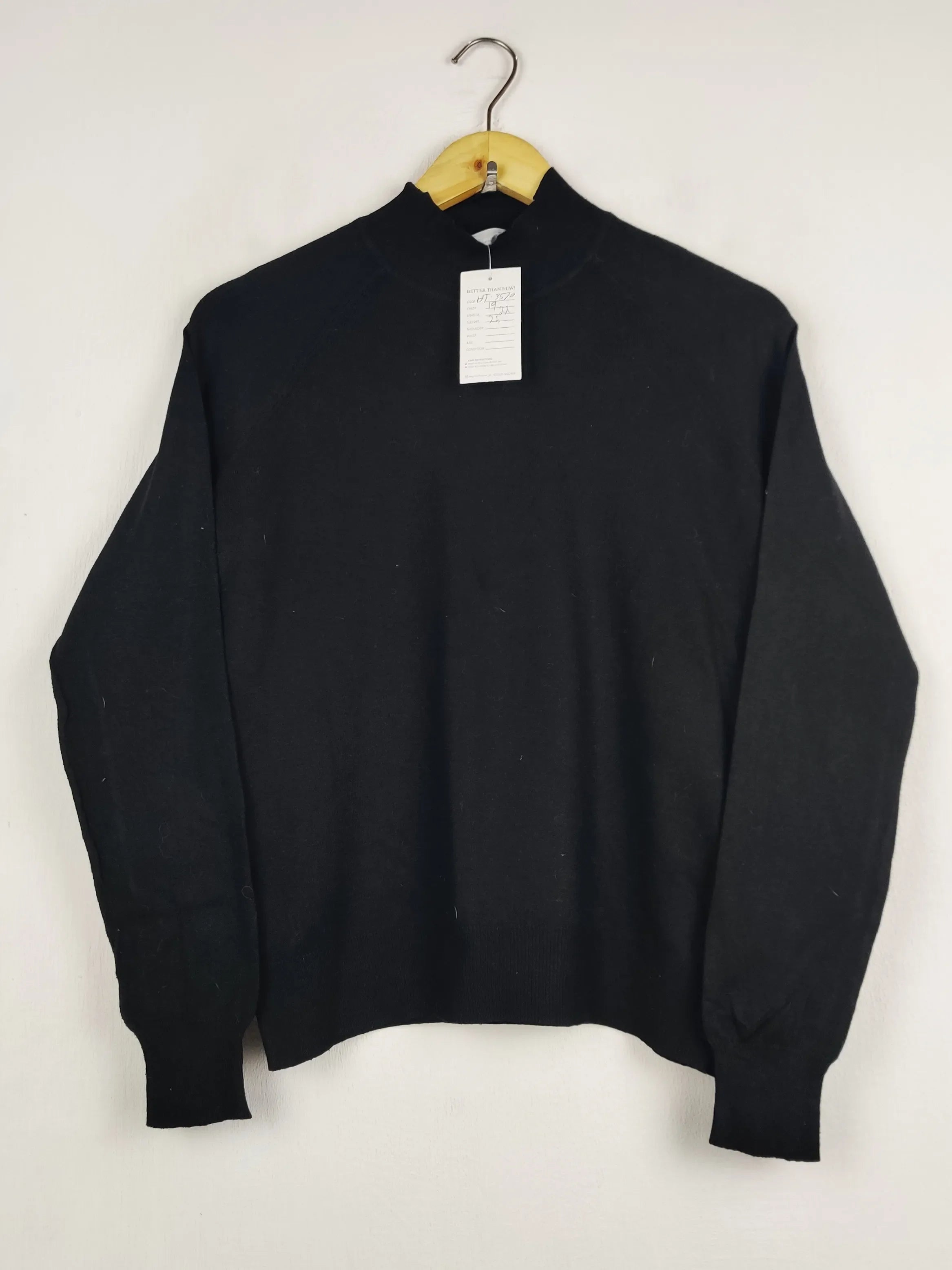 Buy online pre-used pre-loved 100% authentic & Original branded Primark (HT-3570) available in Pakistan. Top international brands avilable.