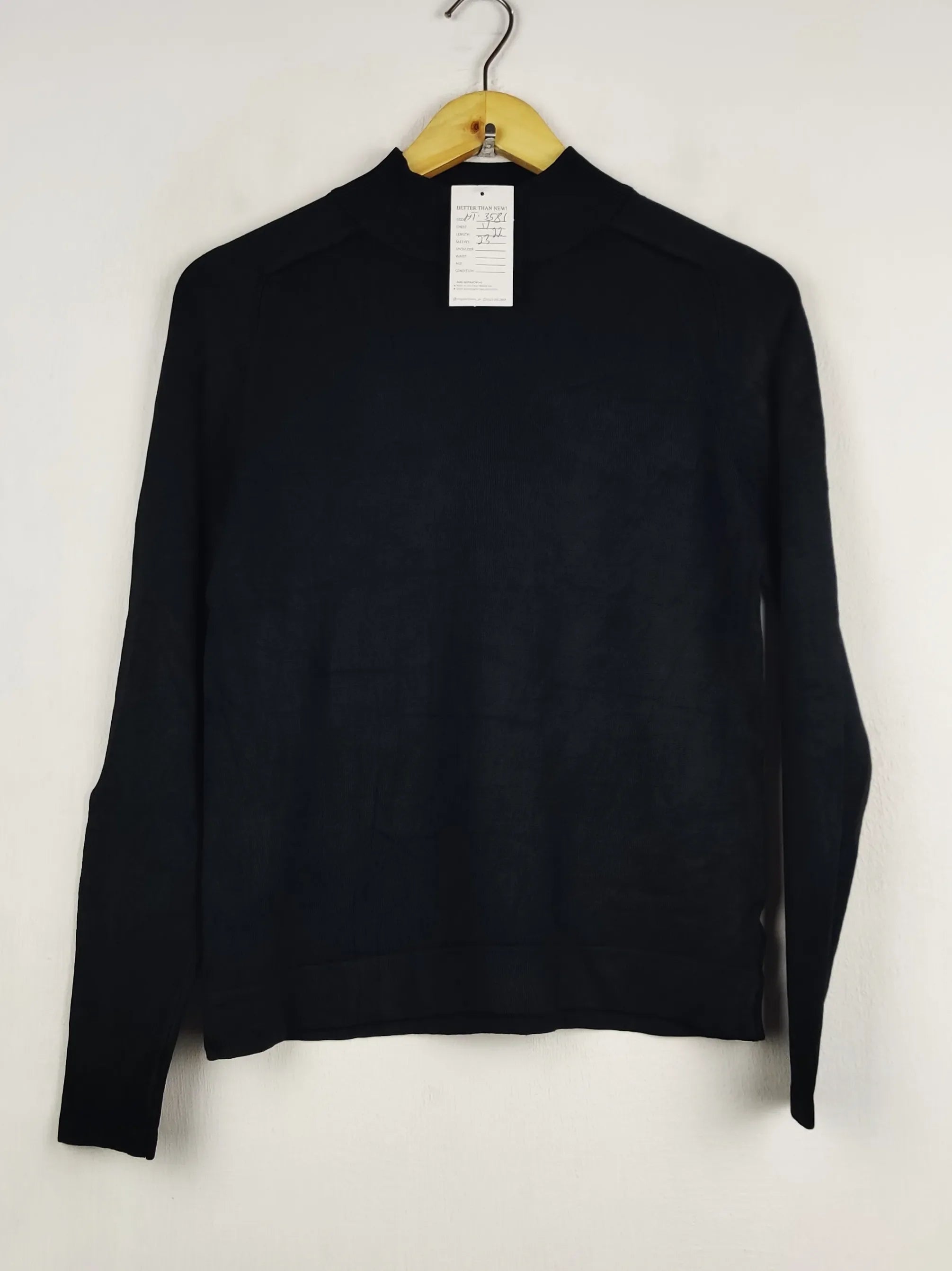 Buy online pre-used pre-loved 100% authentic & Original branded Unknown Brand (HT-3581) available in Pakistan. Top international brands avilable.