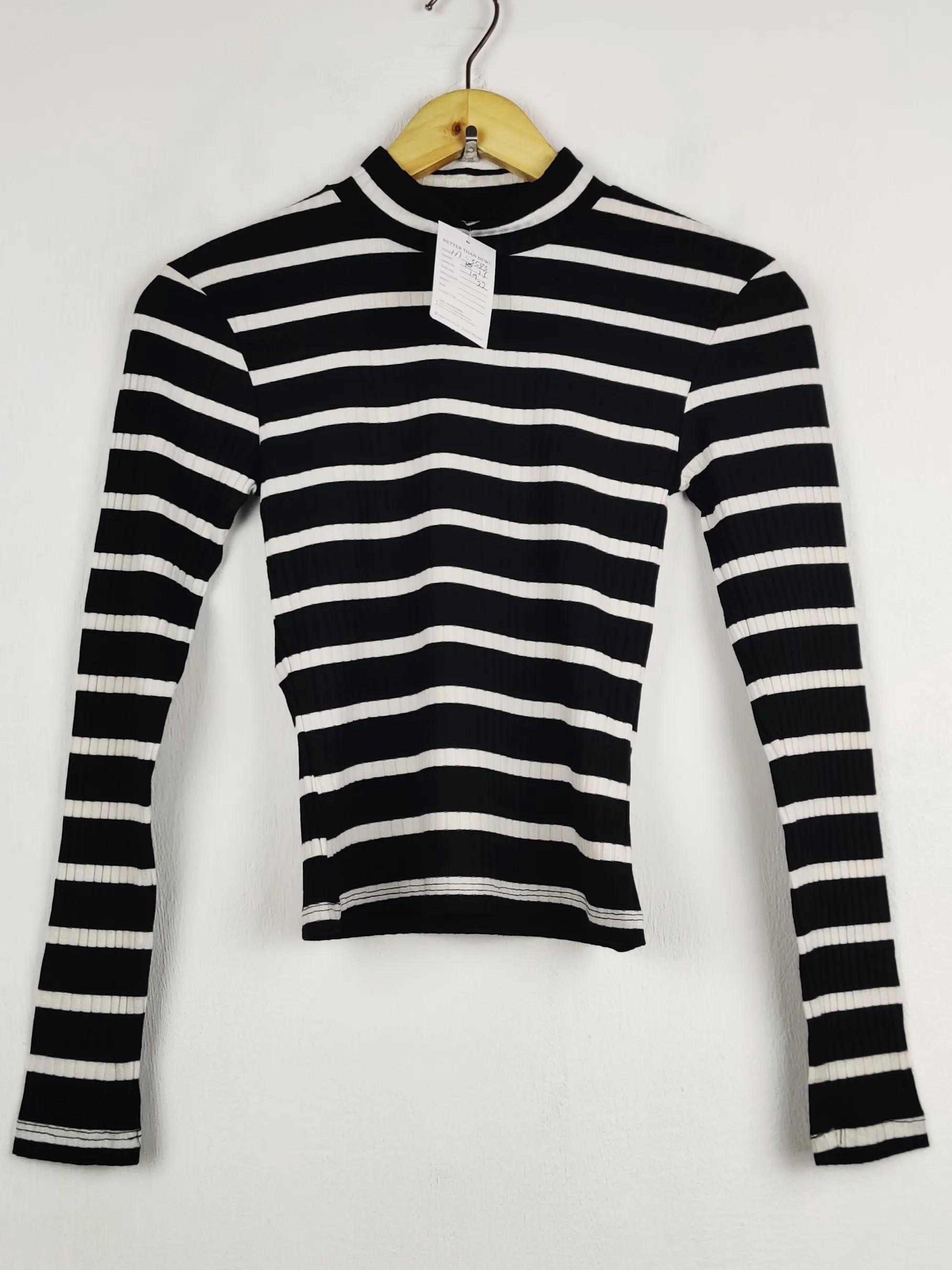 Buy online pre-used pre-loved 100% authentic & Original branded Miss Selfridge (HT-3583) available in Pakistan. Top international brands avilable.
