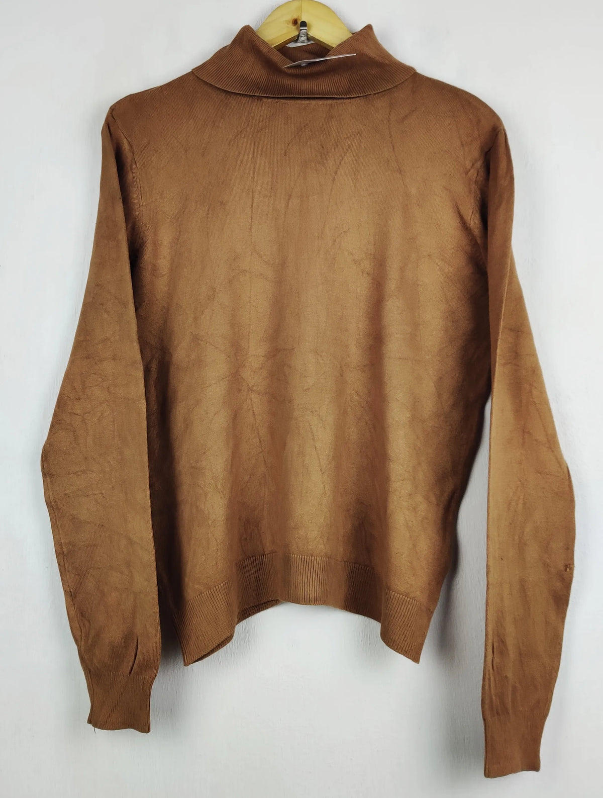 Buy online pre-used pre-loved 100% authentic & Original branded H&M (HT-3588) available in Pakistan. Top international brands avilable.