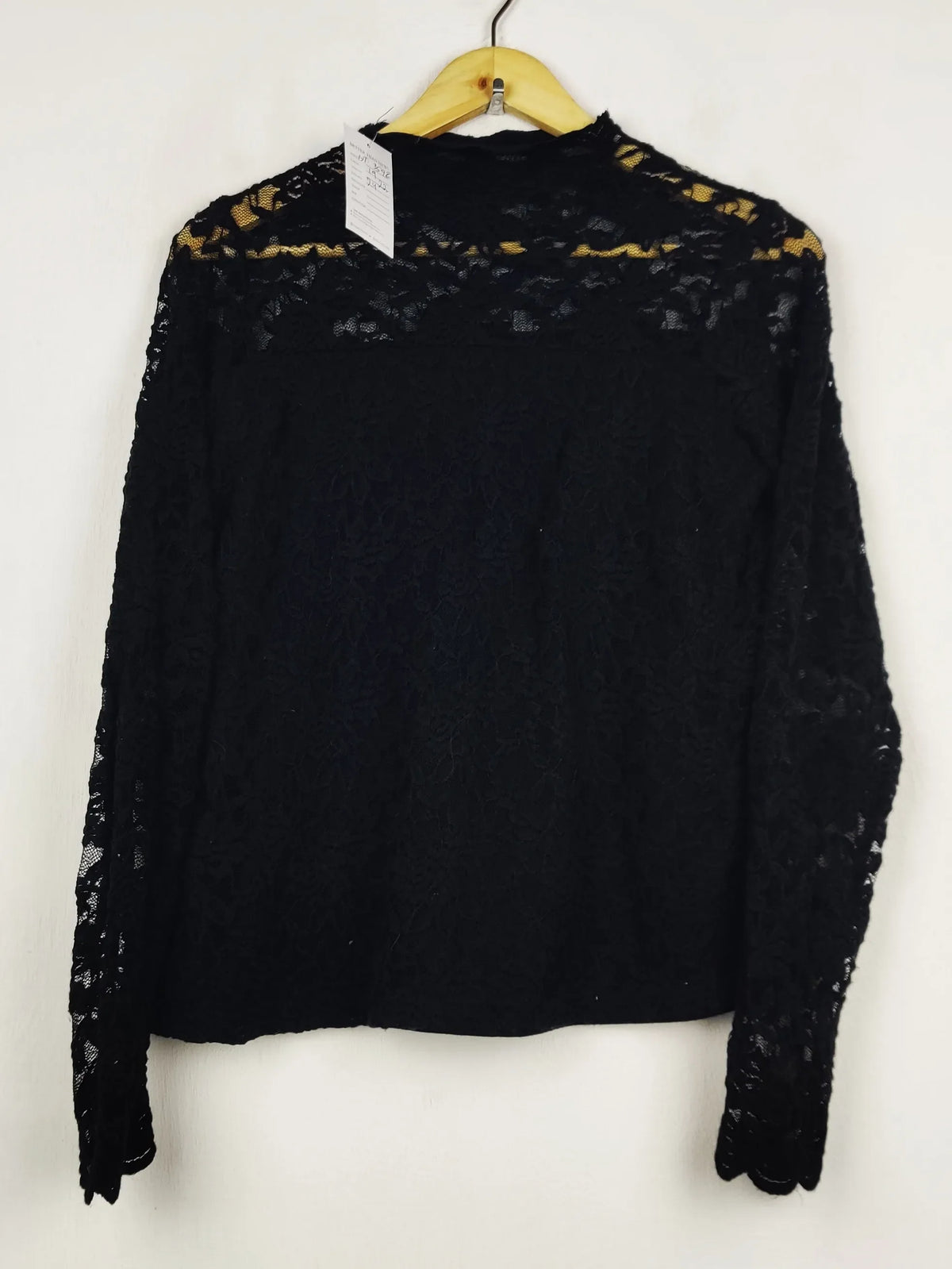 Buy online pre-used pre-loved 100% authentic & Original branded Dorothy Perkins (HT-3592) available in Pakistan. Top international brands avilable.