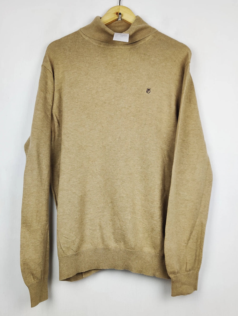 Buy online pre-used pre-loved 100% authentic & Original branded Peter Werth (HT-3600) available in Pakistan. Top international brands avilable.