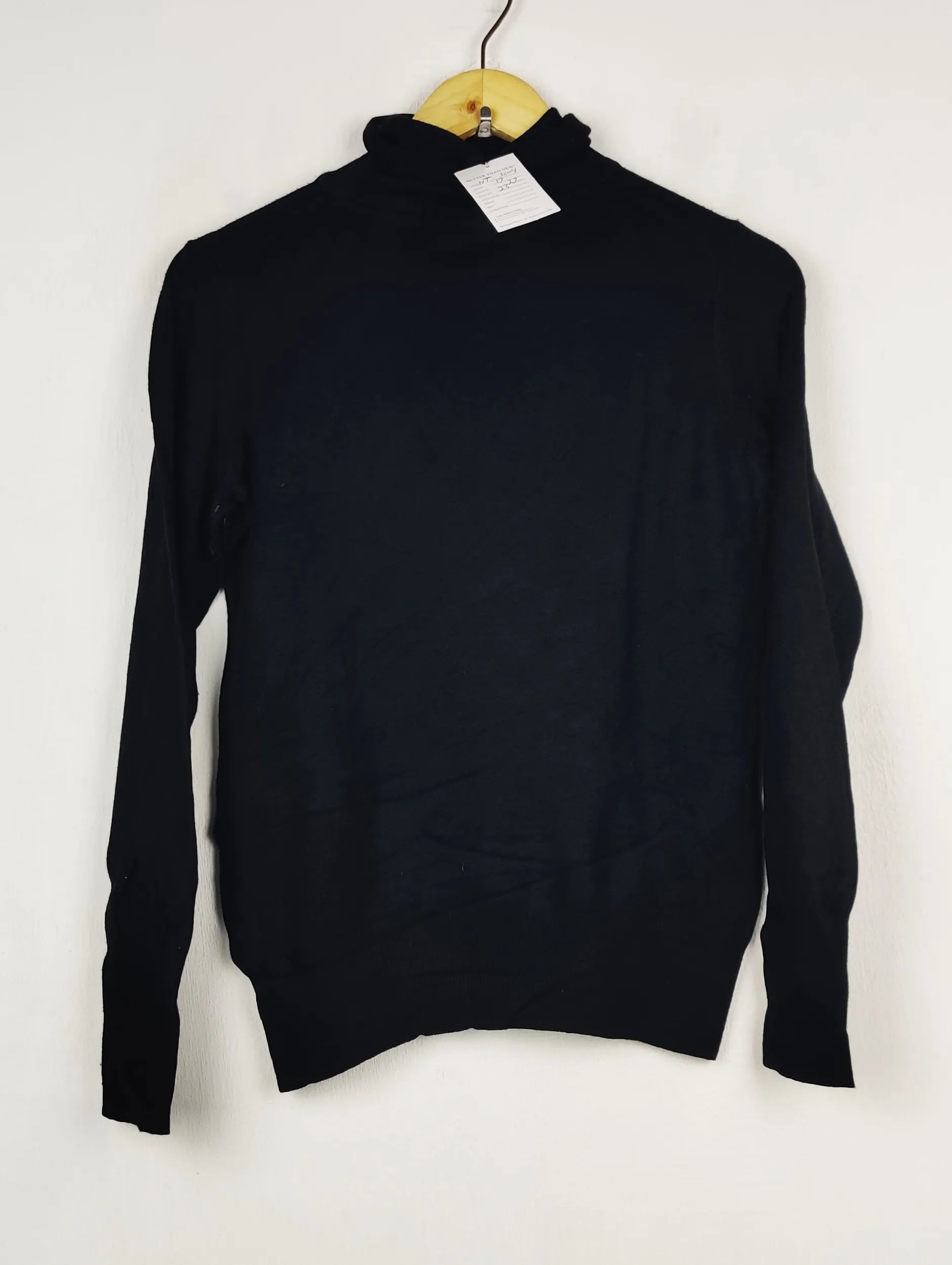 Buy online pre-used pre-loved 100% authentic & Original branded Dunnes Stores (HT-3604) available in Pakistan. Top international brands avilable.