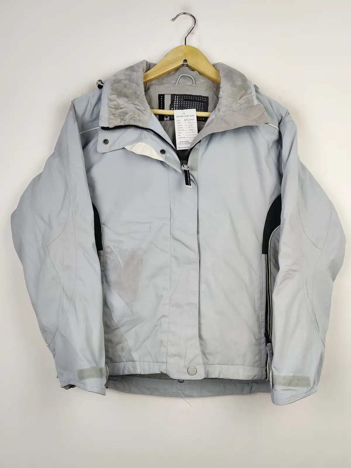 Buy online pre-used pre-loved 100% authentic & Original branded Rossignol (JKT-1012) available in Pakistan. Top international brands avilable.