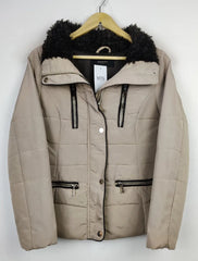 Buy online pre-used pre-loved 100% authentic & Original branded Reserved (JKT-1013) available in Pakistan. Top international brands avilable.