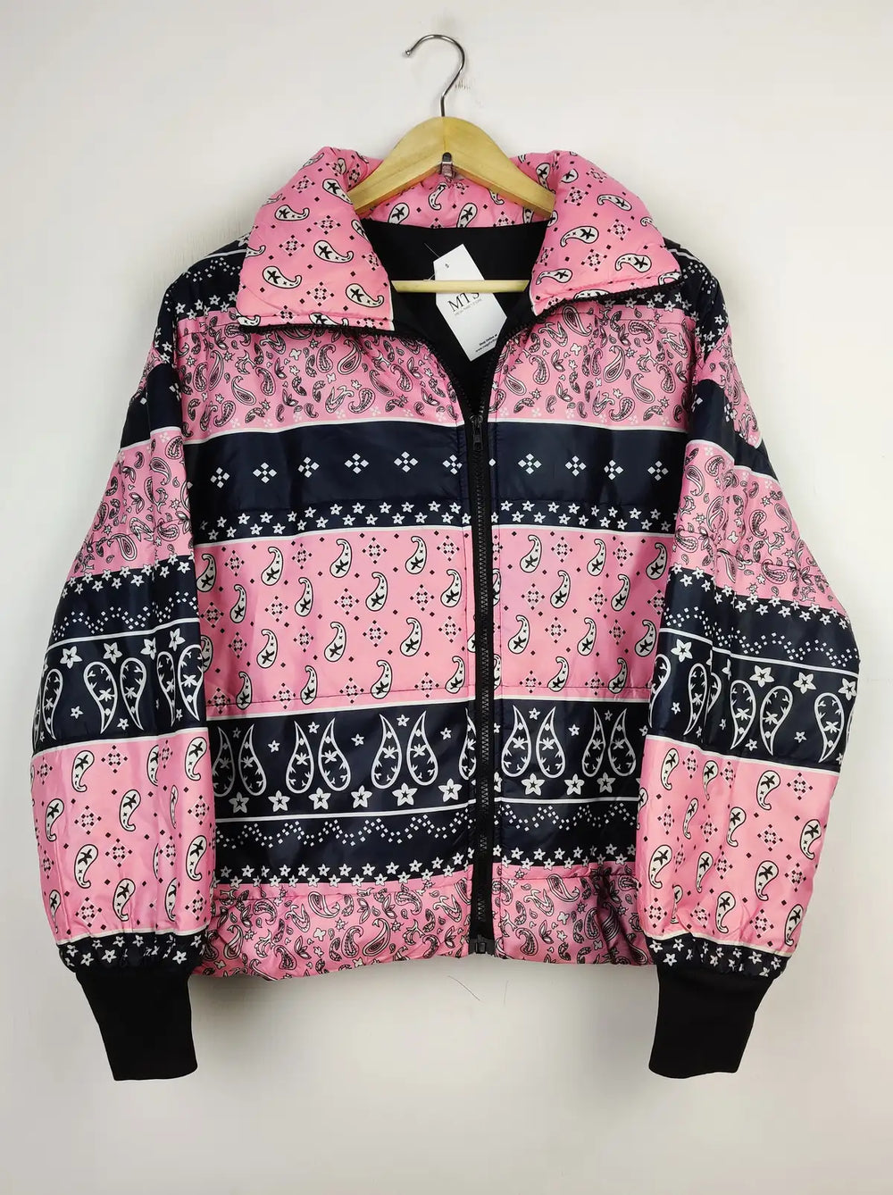 Buy online pre-used pre-loved 100% authentic & Original branded Shein (JKT-1014) available in Pakistan. Top international brands avilable.