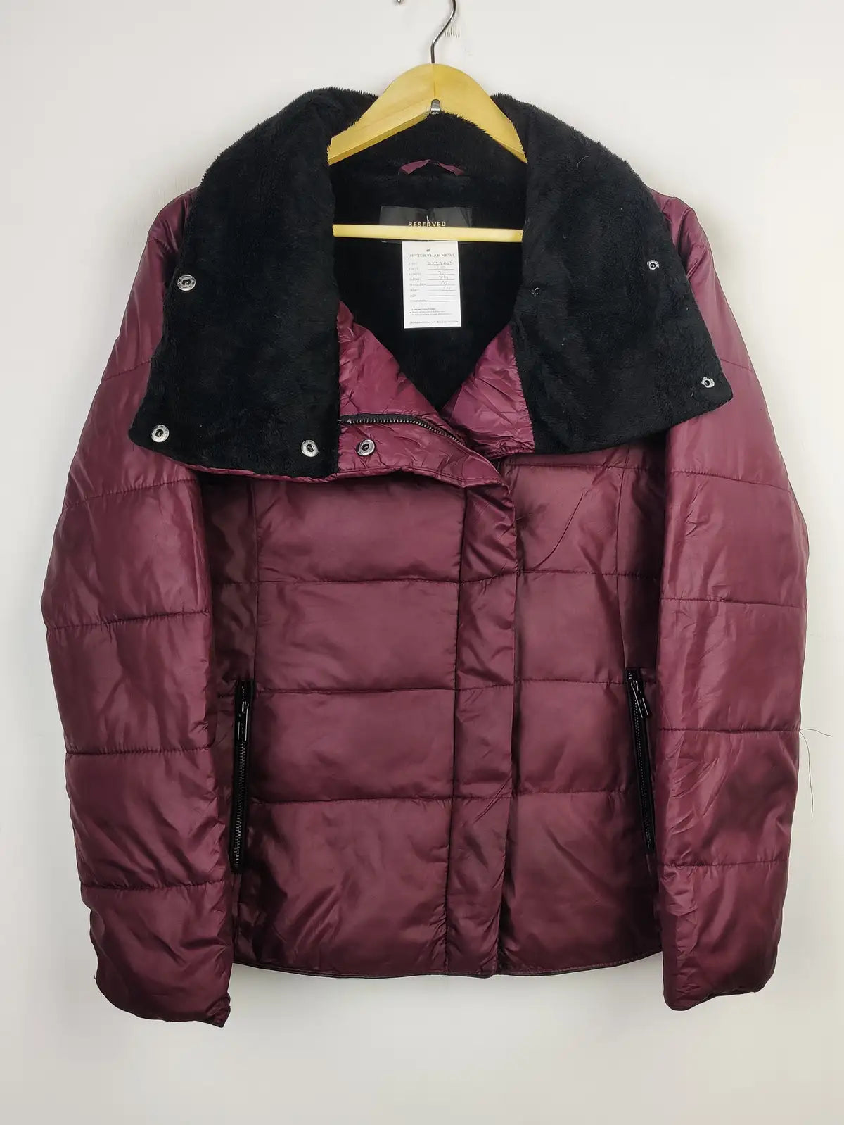 Buy online pre-used pre-loved 100% authentic & Original branded Reserved (JKT-1015) available in Pakistan. Top international brands avilable.