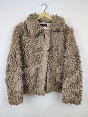 Buy online pre-used pre-loved 100% authentic & Original branded Zara (JKT-1058) available in Pakistan. Top international brands avilable.