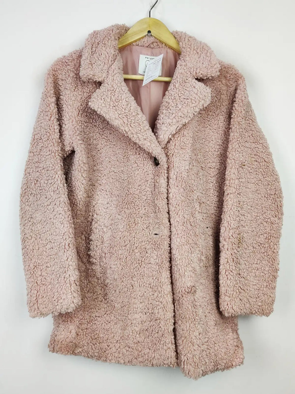 Buy online pre-used pre-loved 100% authentic & Original branded Primark (JKT-1068) available in Pakistan. Top international brands avilable.