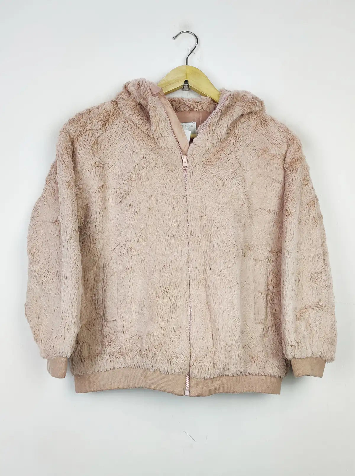 Buy online pre-used pre-loved 100% authentic & Original branded Jeff&Co (JKT-1072) available in Pakistan. Top international brands avilable.