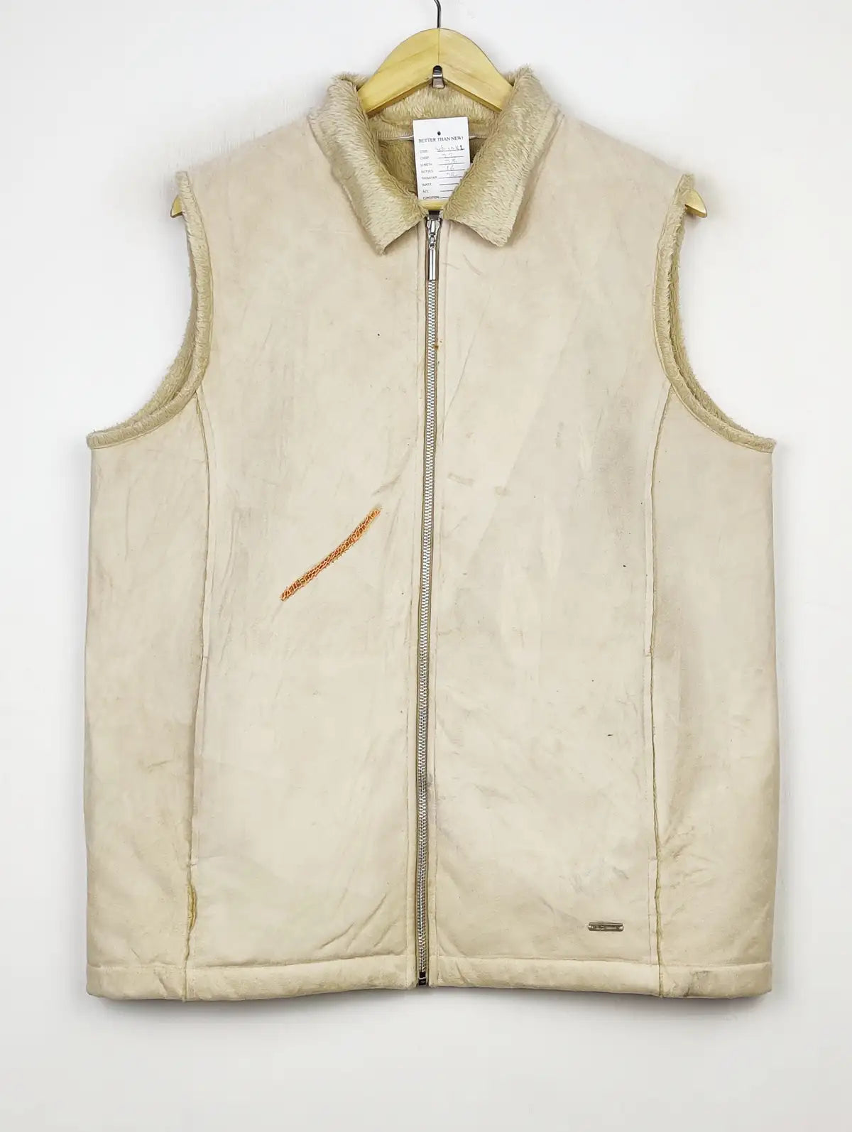 Buy online pre-used pre-loved 100% authentic & Original branded Alice Collins (JKT-1081) available in Pakistan. Top international brands avilable.