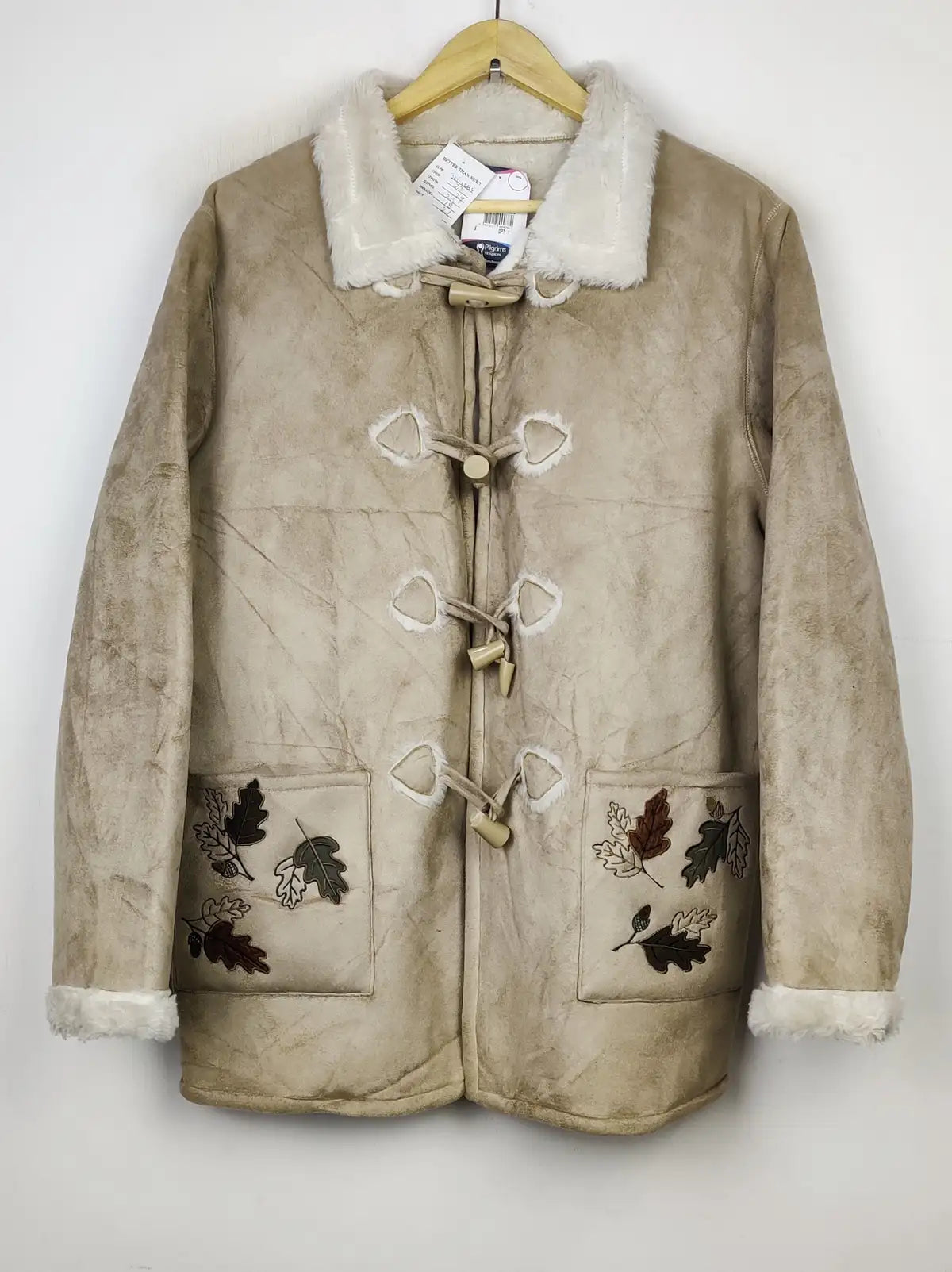 Buy online pre-used pre-loved 100% authentic & Original branded Unknown Brand (JKT-1084) available in Pakistan. Top international brands avilable.