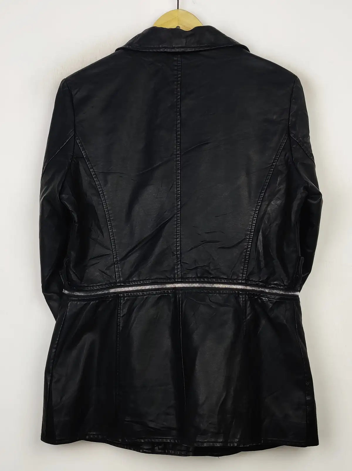 Noemi Kent (JKT-1091)