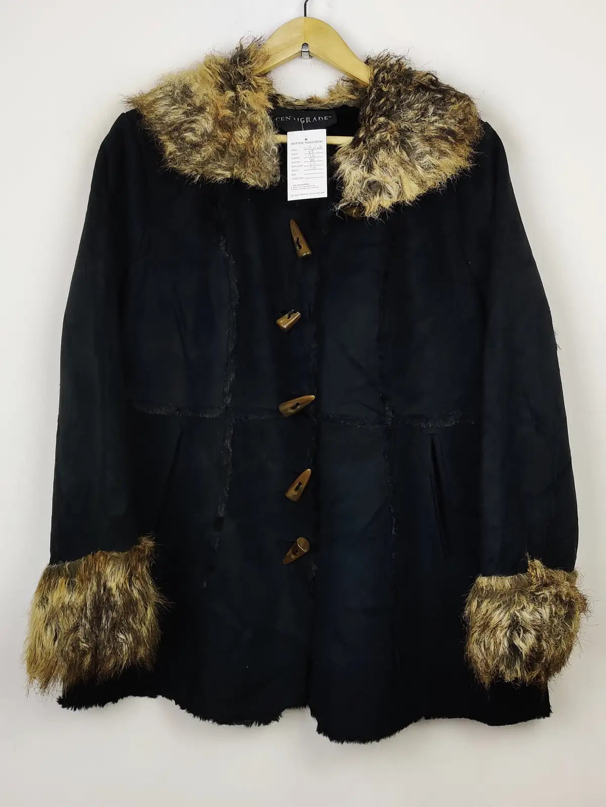 Buy online pre-used pre-loved 100% authentic & Original branded Centigrade (JKT-1108) available in Pakistan. Top international brands avilable.