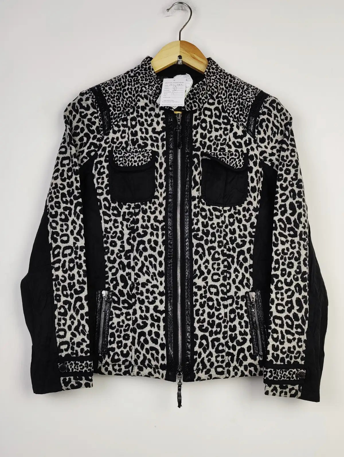 Buy online pre-used pre-loved 100% authentic & Original branded Basler Collections (JKT-1184) available in Pakistan. Top international brands avilable.