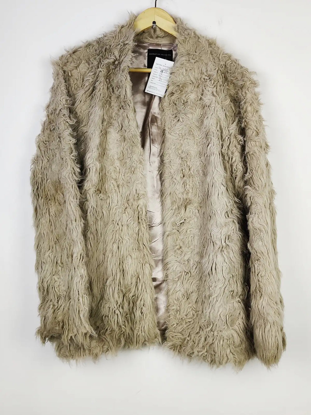 Buy online pre-used pre-loved 100% authentic & Original branded Dorothy Perkins (JKT-1386) available in Pakistan. Top international brands avilable.
