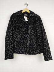 Buy online pre-used pre-loved 100% authentic & Original branded Mint Velvet (JKT-1468) available in Pakistan. Top international brands avilable.