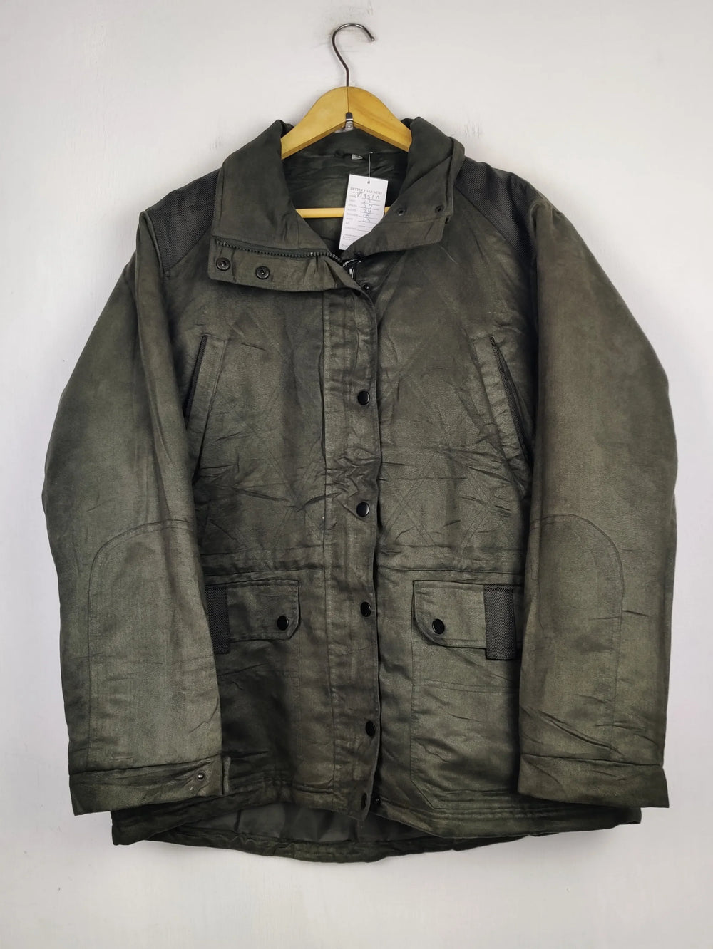 Buy online pre-used pre-loved 100% authentic & Original branded Unknown Brand (JKT-1510) available in Pakistan. Top international brands avilable.