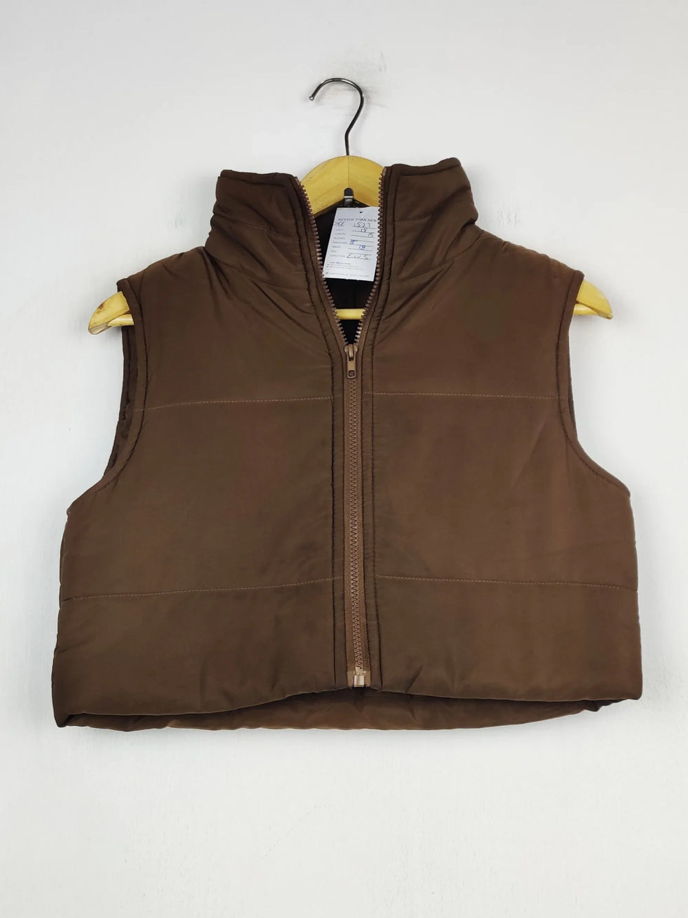 Buy online pre-used pre-loved 100% authentic & Original branded Shein (JKT-1523) available in Pakistan. Top international brands avilable.