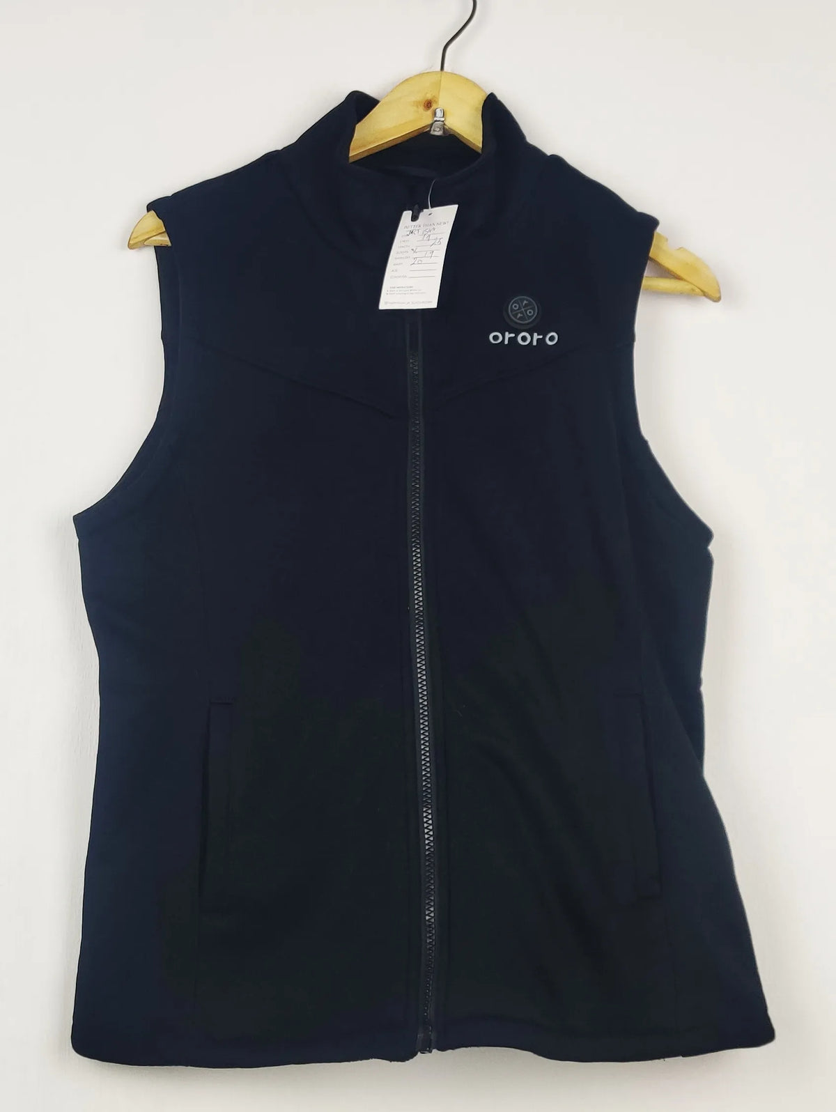 Buy online pre-used pre-loved 100% authentic & Original branded Ororo (JKT-1549) available in Pakistan. Top international brands avilable.