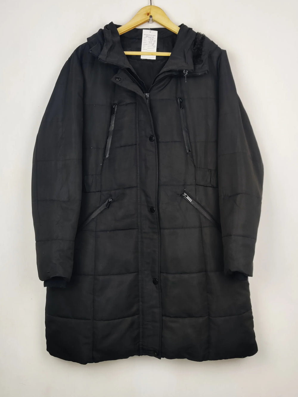 Buy online pre-used pre-loved 100% authentic & Original branded Firetrap (JKT-1576) available in Pakistan. Top international brands avilable.