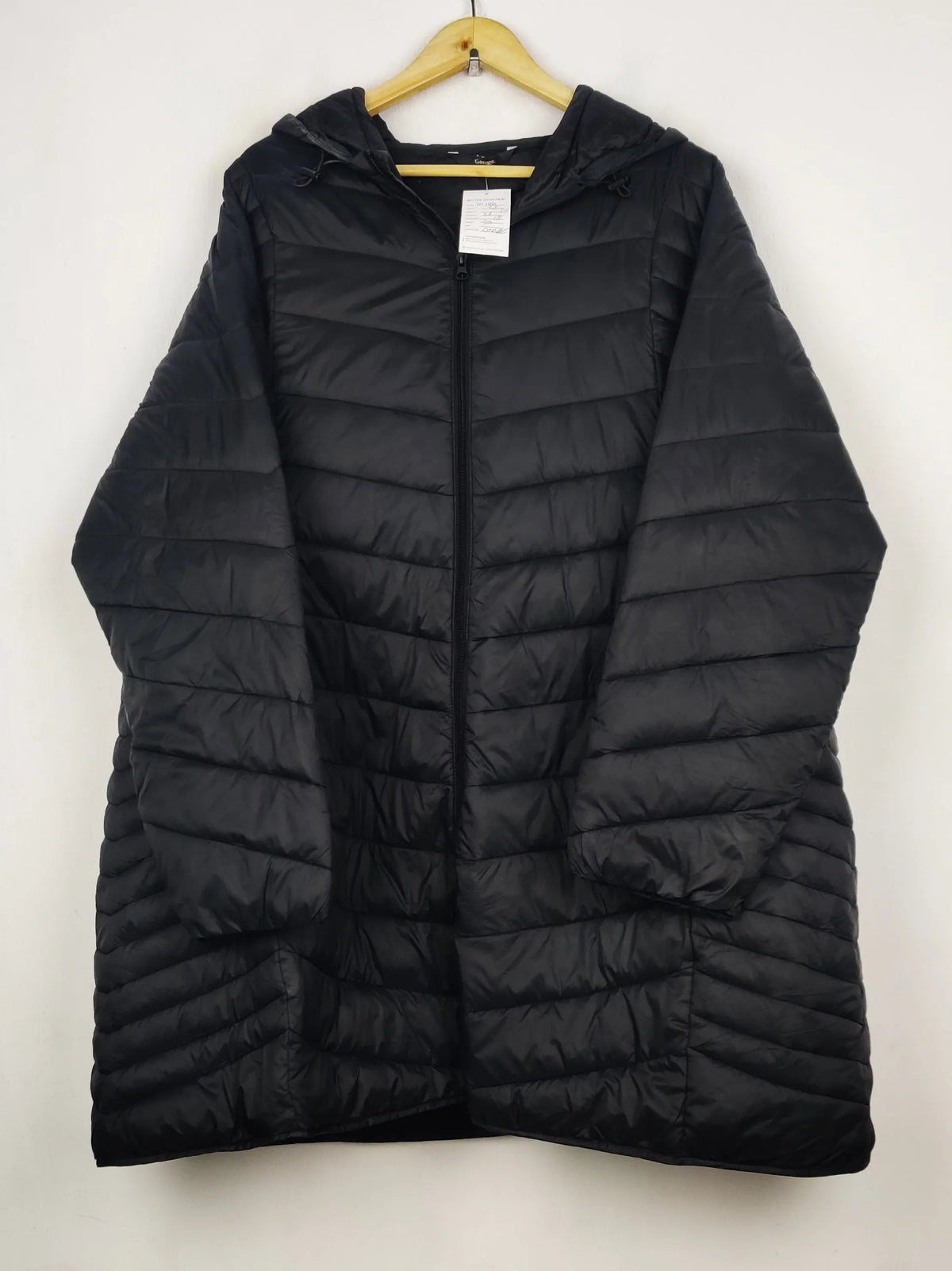 Buy online pre-used pre-loved 100% authentic & Original branded George (JKT-1590) available in Pakistan. Top international brands avilable.