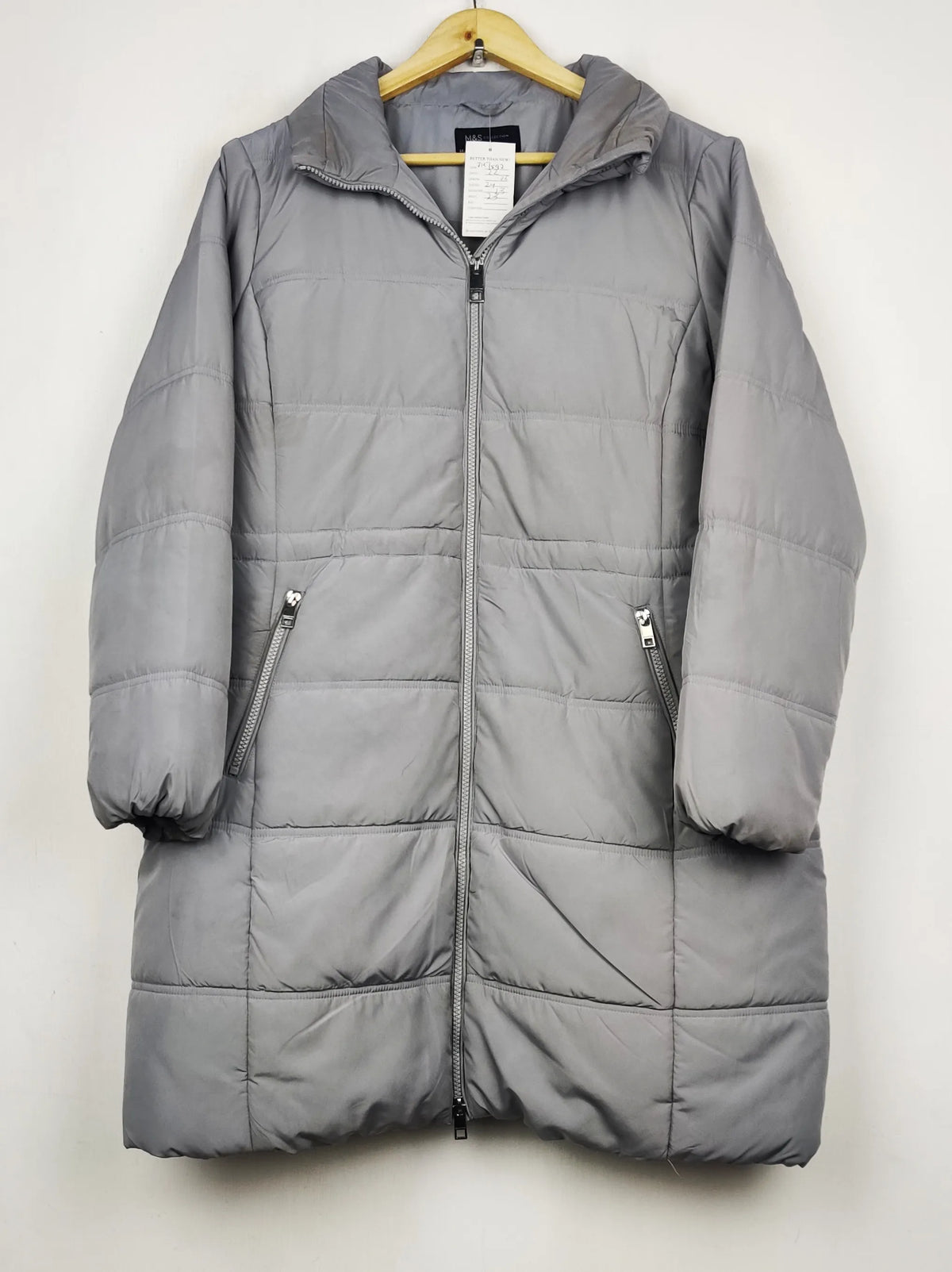 Buy online pre-used pre-loved 100% authentic & Original branded Marks & Spencer (JKT-1592) available in Pakistan. Top international brands avilable.