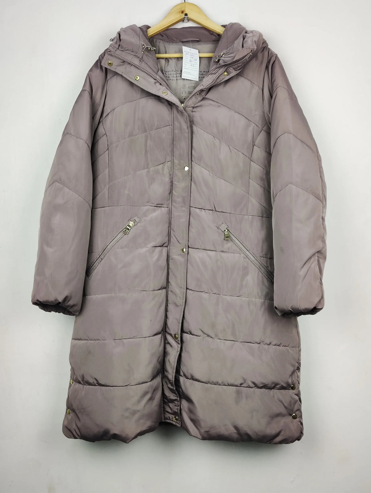 Buy online pre-used pre-loved 100% authentic & Original branded Next (JKT-1594) available in Pakistan. Top international brands avilable.