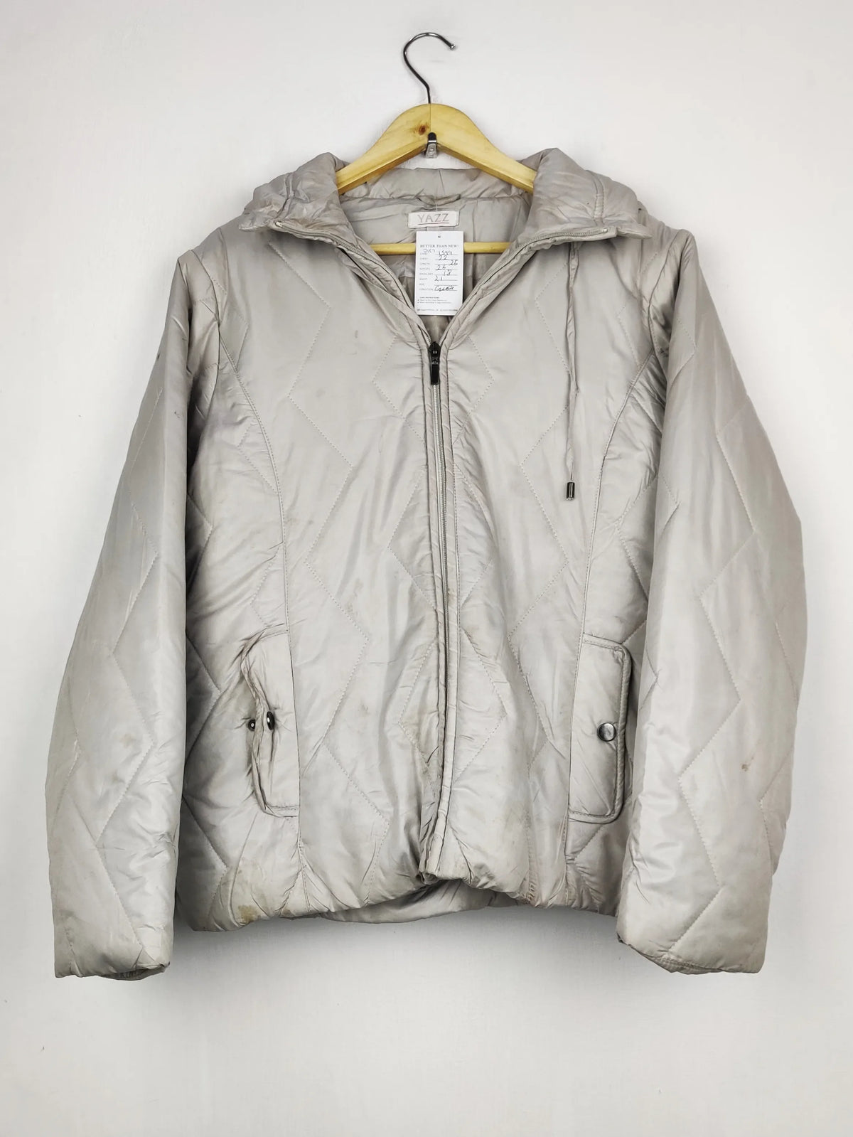 Buy online pre-used pre-loved 100% authentic & Original branded Yazz (JKT-1599) available in Pakistan. Top international brands avilable.
