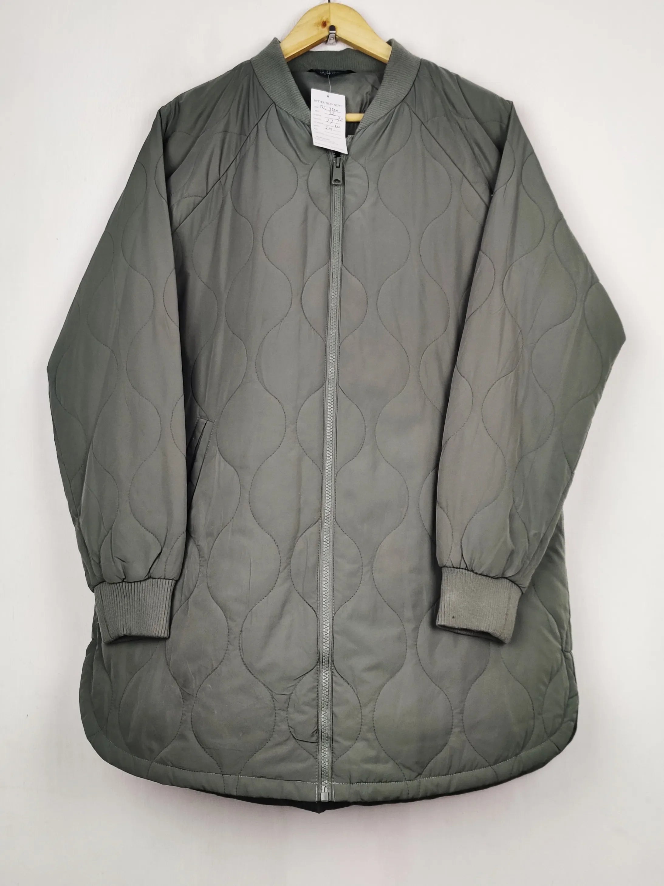 Buy online pre-used pre-loved 100% authentic & Original branded Dunnes Stores (JKT-1600) available in Pakistan. Top international brands avilable.