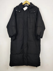 Buy online pre-used pre-loved 100% authentic & Original branded Dyg (JKT-1608) available in Pakistan. Top international brands avilable.